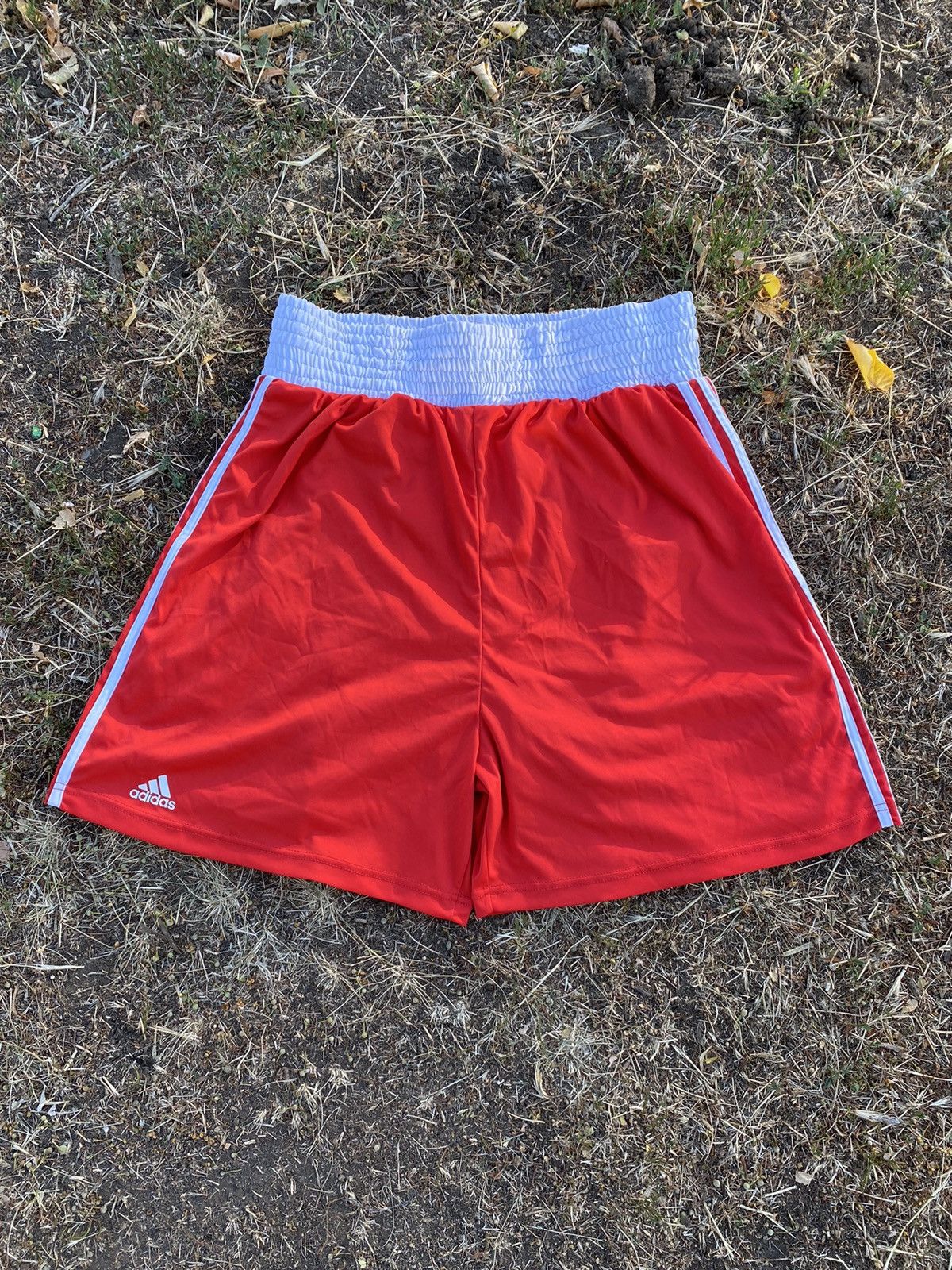Adidas Vintage Adidas shorts Boxing streetwear y2k casual size 2XL Size US 38 / EU 54 - 1 Thumbnail