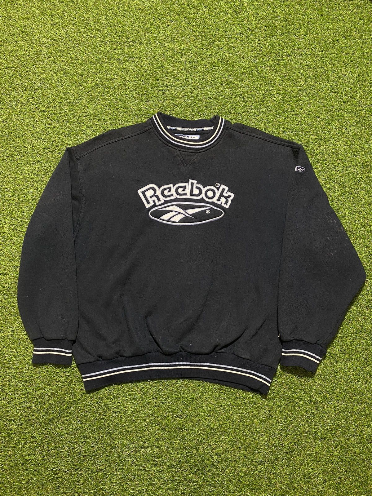 Reebok Vintage 90s Reebok sweatshirt crewneck big logo size S Size US S / EU 44-46 / 1 - 2 Thumbnail