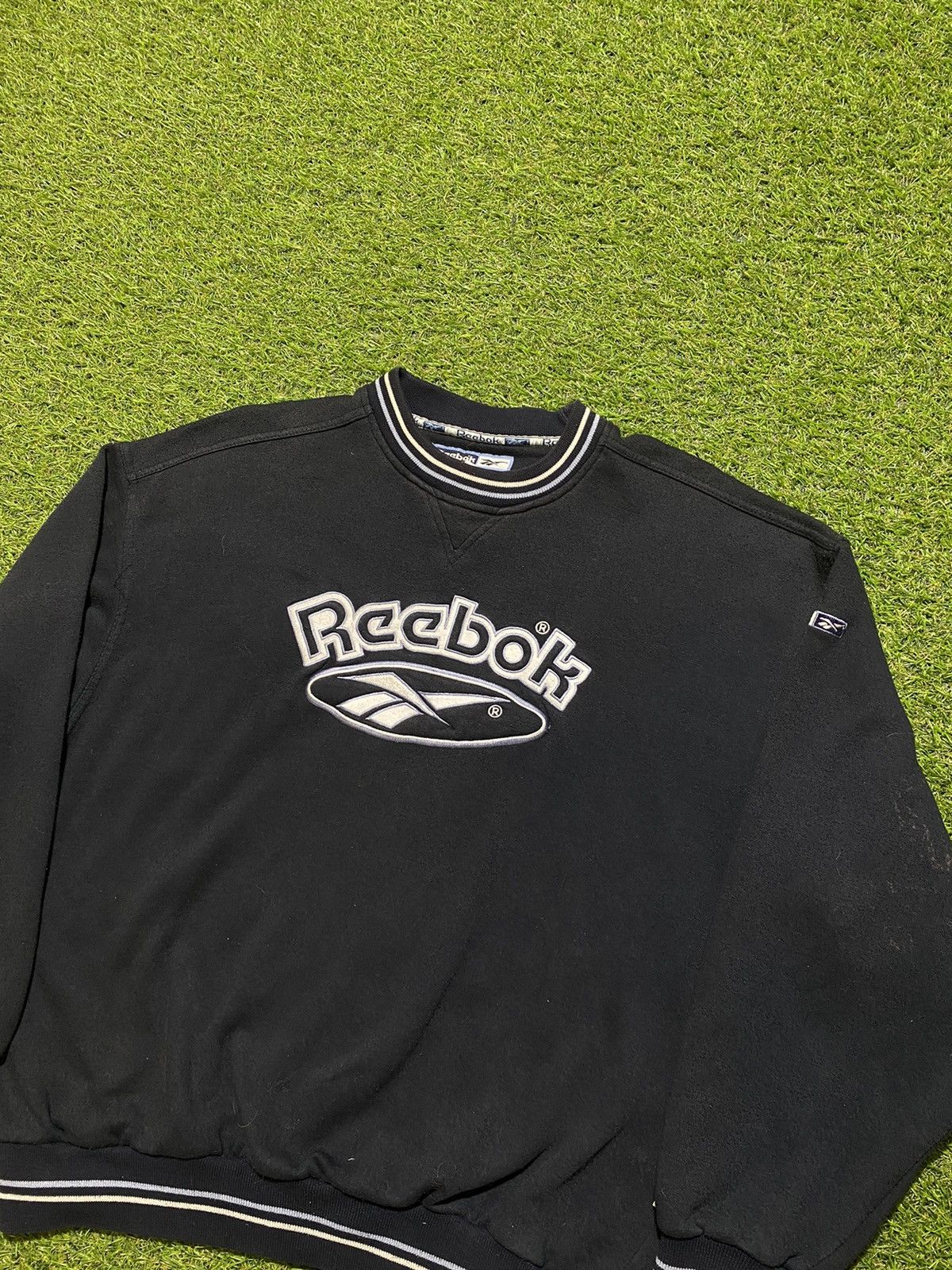 Reebok Vintage 90s Reebok sweatshirt crewneck big logo size S Size US S / EU 44-46 / 1 - 1 Thumbnail