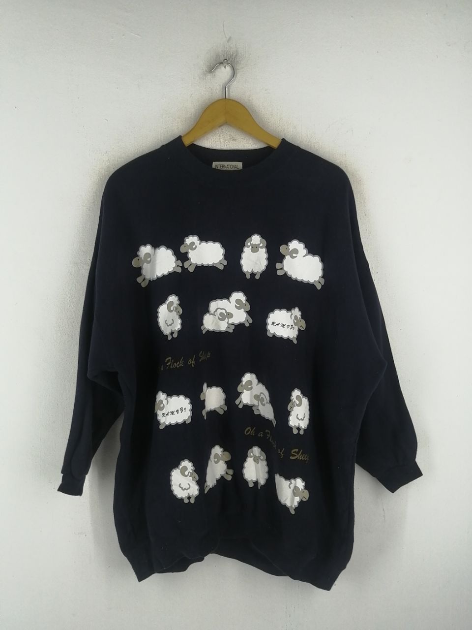 Japanese Brand CP Tokyo Sheeps All Around Loose Fit Sweatshirt Size US L / EU 52-54 / 3 - 1 Thumbnail