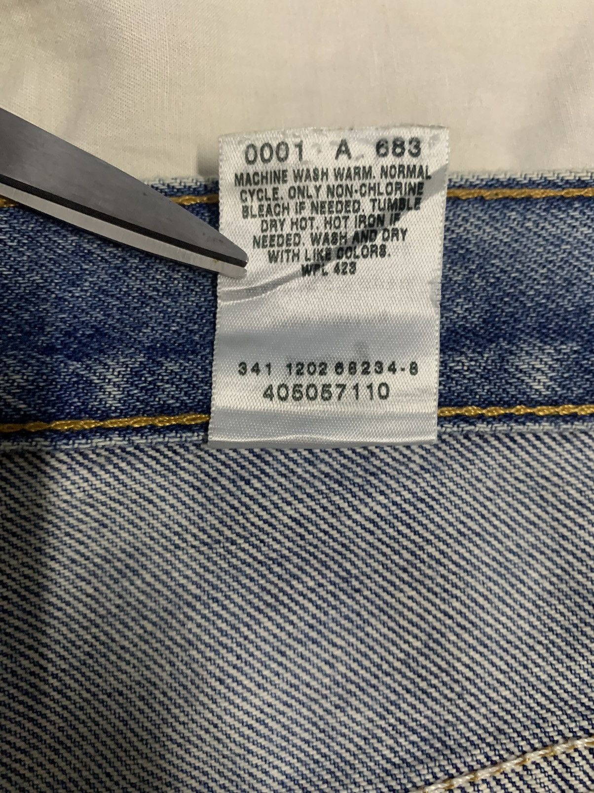 Levi's Sick Vintage Levis 505 Bleached Regular Fit Distressed Jeans Size US 32 / EU 48 - 18 Thumbnail