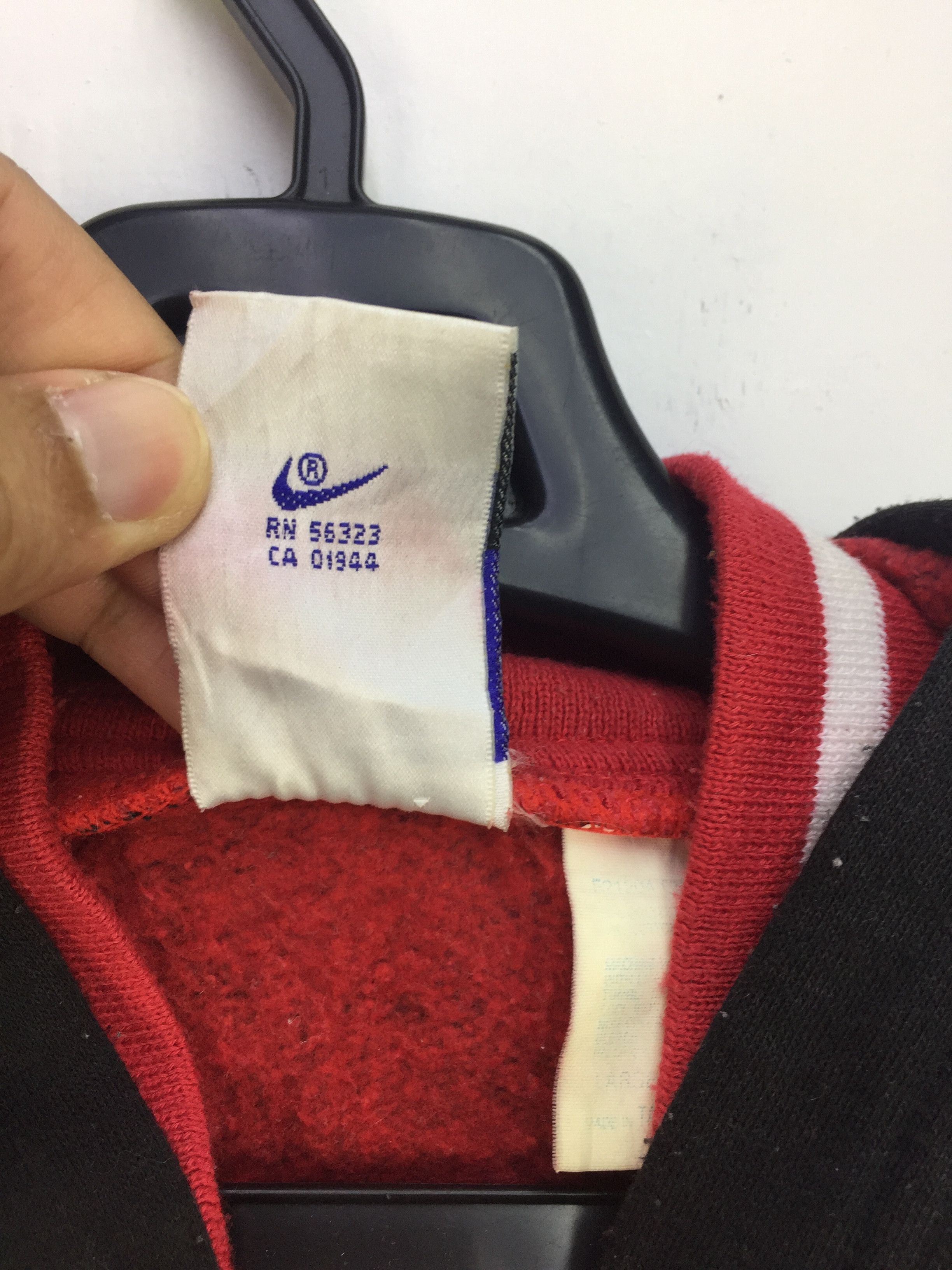 Nike VTG NIKE FORCE BASKETBALL HOODIE Size US L / EU 52-54 / 3 - 8 Thumbnail
