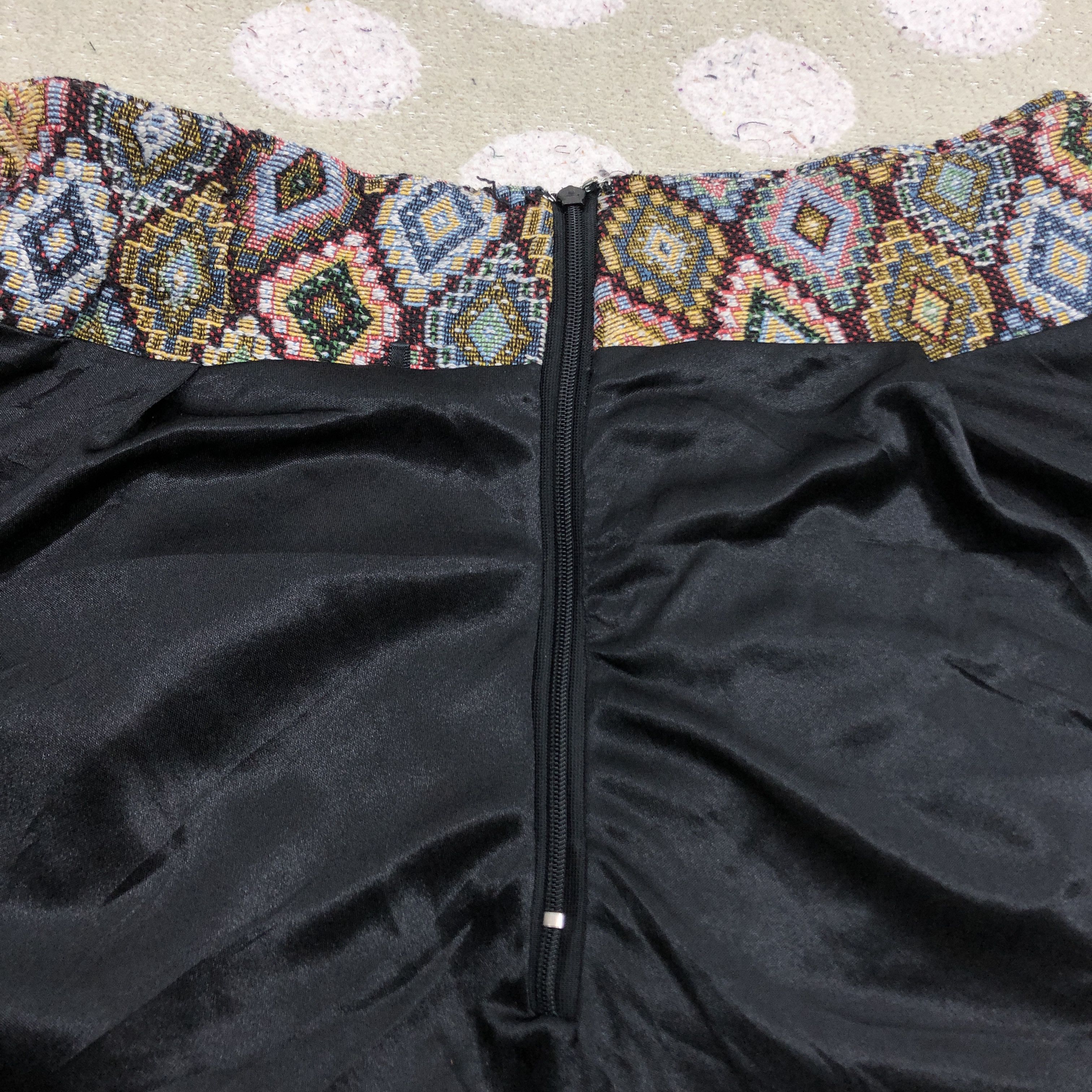 Japanese Brand MYSTY WOMAN Mini Skirt #2653-95 Size 26" / US 2 / IT 38 - 7 Thumbnail