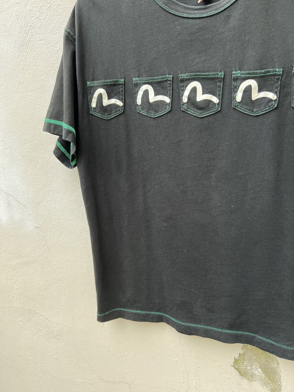 Evisu RARE!! Vintage Evisu Multi Pocket Black t shirt Size US L / EU 52-54 / 3 - 10 Thumbnail