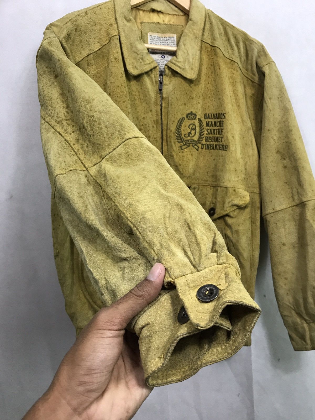 Japanese Brand 🔊🔥FINAL DROP🔥CHAPE AUX DECORATION GRADE ROYALE LEATHER Size US L / EU 52-54 / 3 - 6 Thumbnail