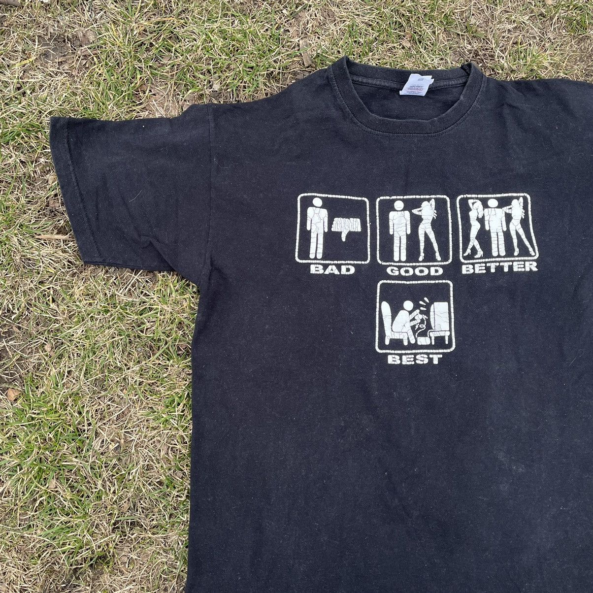 Vintage Vintage Y2K Graphic Tee Sun Faded Streetwear Navy Baggy L Size US L / EU 52-54 / 3 - 4 Thumbnail