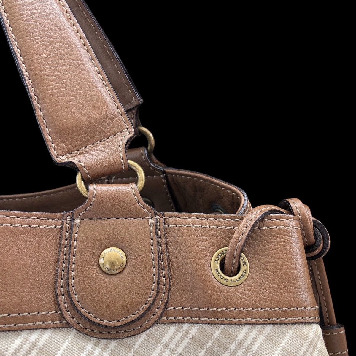 Burberry Burberry Blue Label Brown Leather Shoulder Bag Size ONE SIZE - 6 Thumbnail