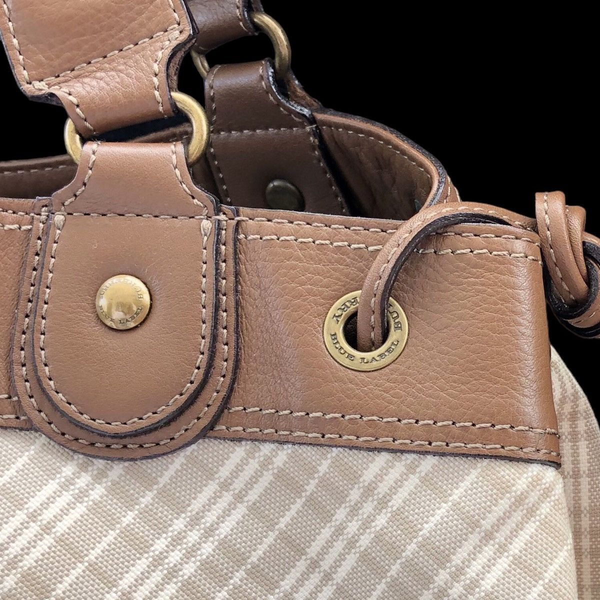 Burberry Burberry Blue Label Brown Leather Shoulder Bag Size ONE SIZE - 4 Thumbnail