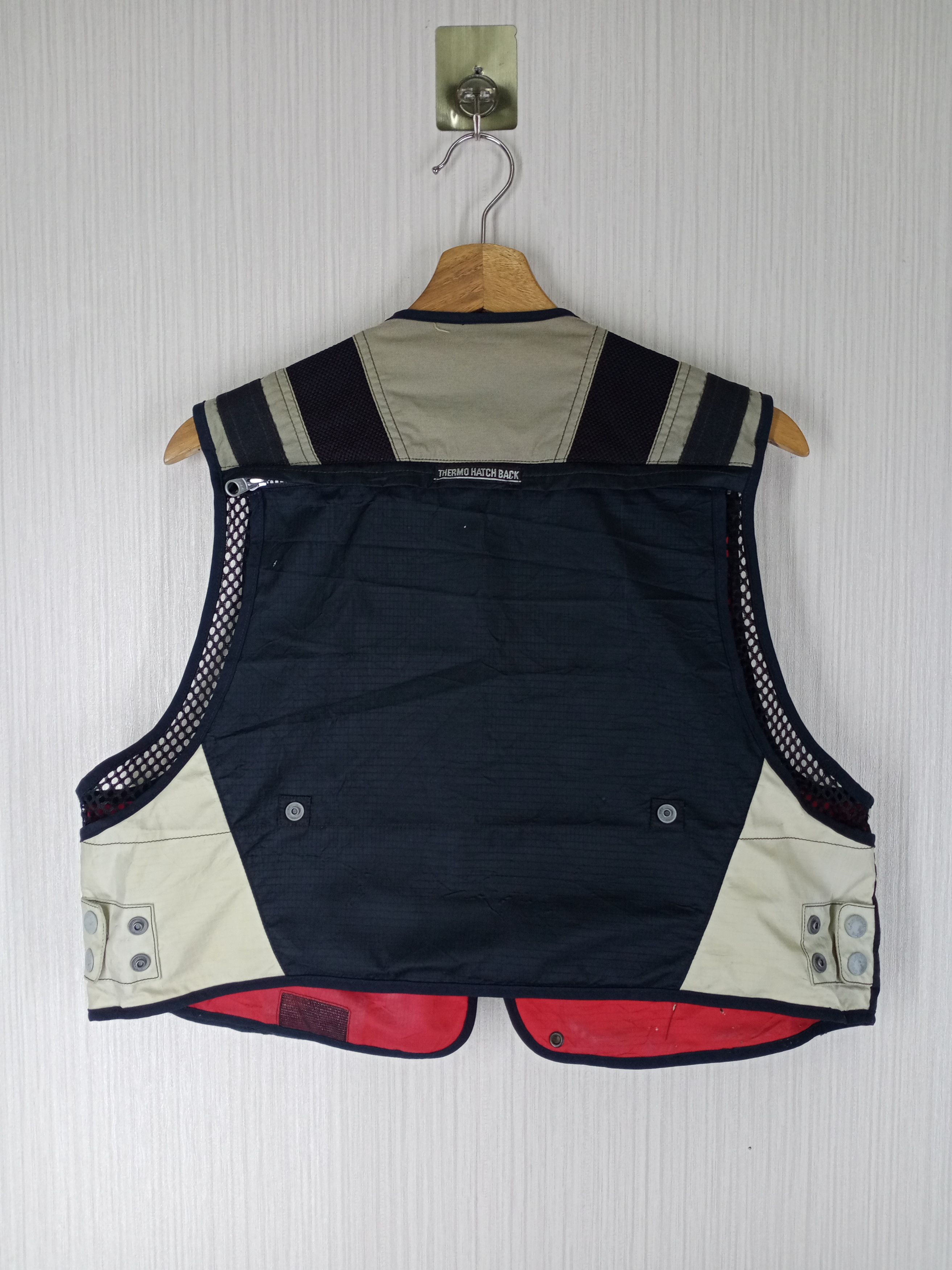 DAIWA Great Banff Daiwa Tactical Multi Pocket Vest Goretex Size US L / EU 52-54 / 3 - 3 Thumbnail