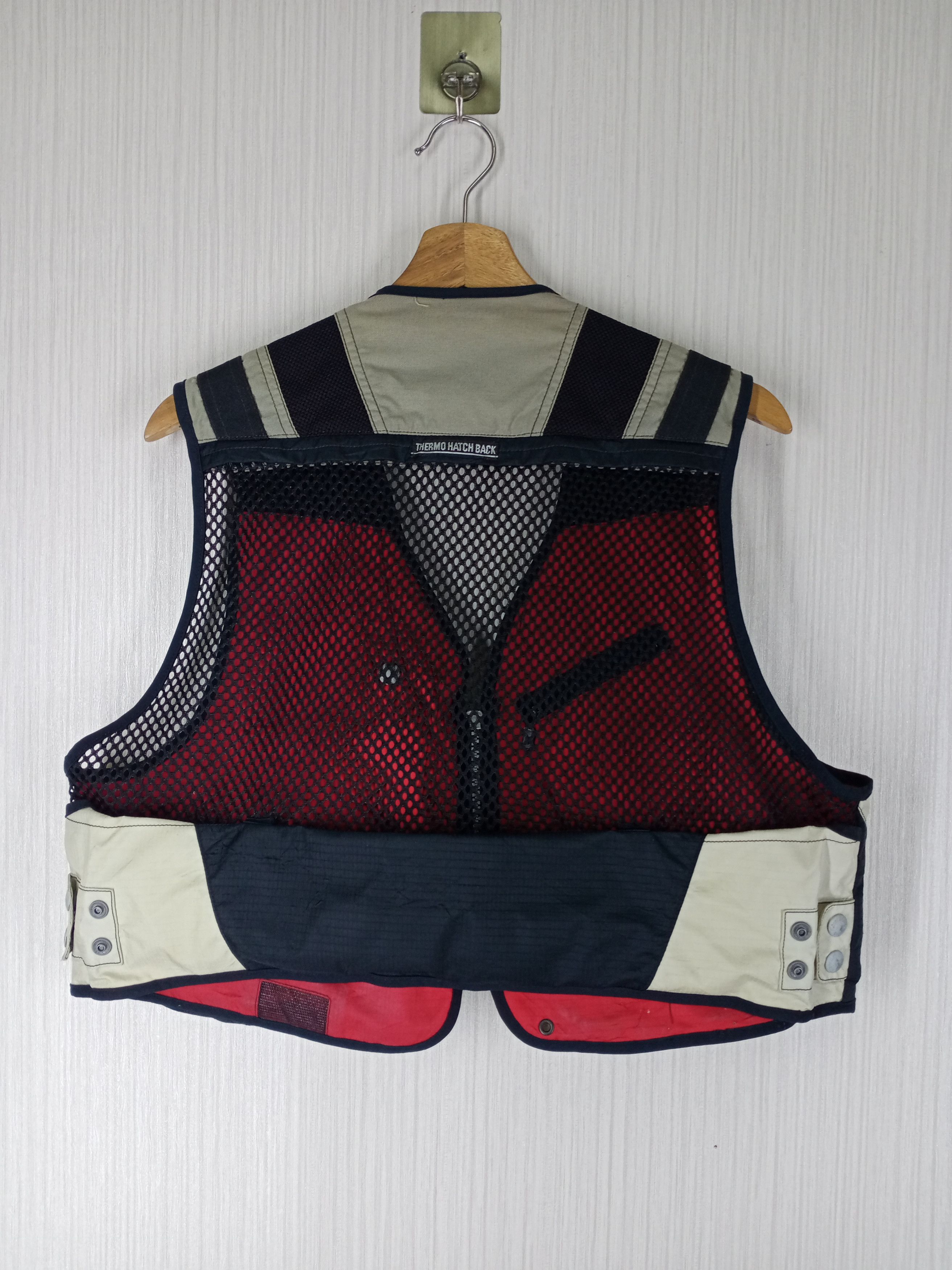 DAIWA Great Banff Daiwa Tactical Multi Pocket Vest Goretex Size US L / EU 52-54 / 3 - 2 Thumbnail