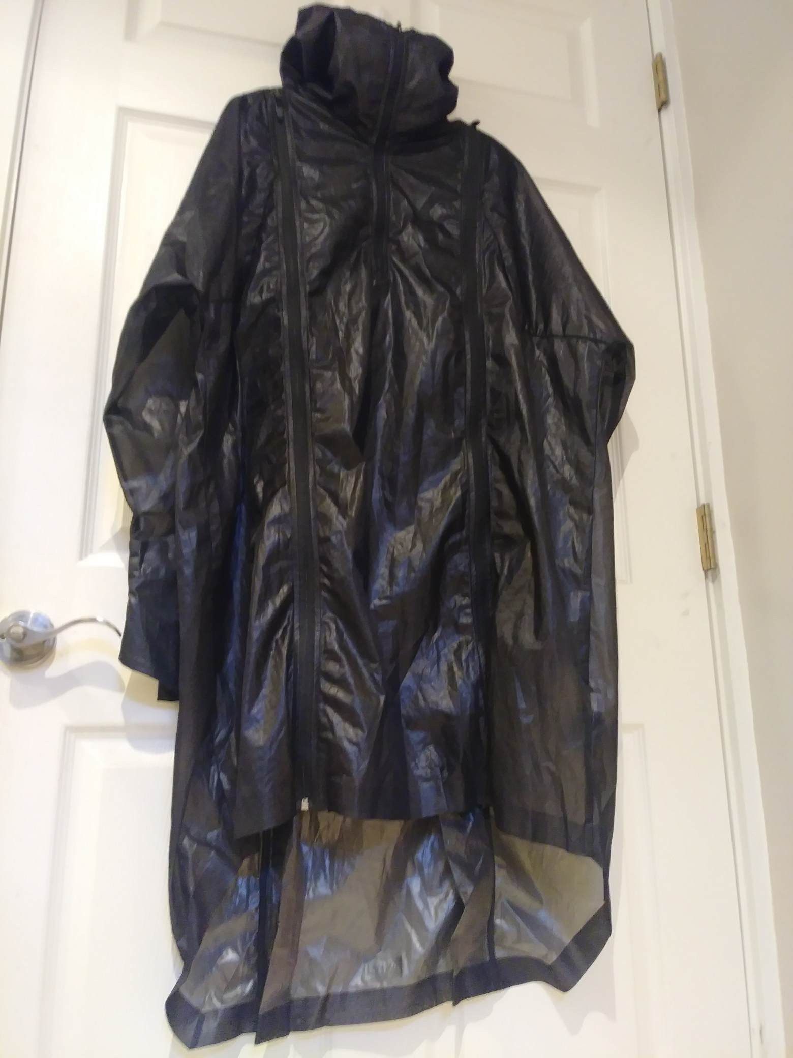 Adidas Y-3 Yohji Yamamoto Sport Lite Tech Poncho Size US L / EU 52-54 / 3 - 7 Thumbnail