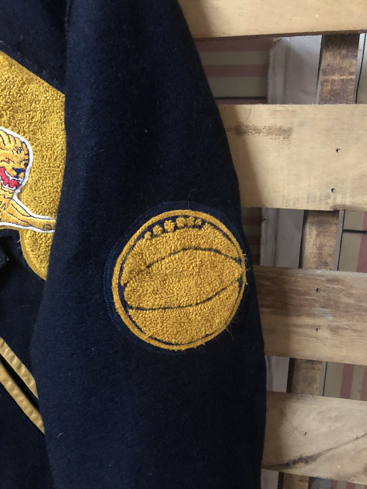 Sports Specialties 🇺🇸Vintage Bentley Monarchs Wool Varsity Jacket Made Usa Size US L / EU 52-54 / 3 - 9 Thumbnail