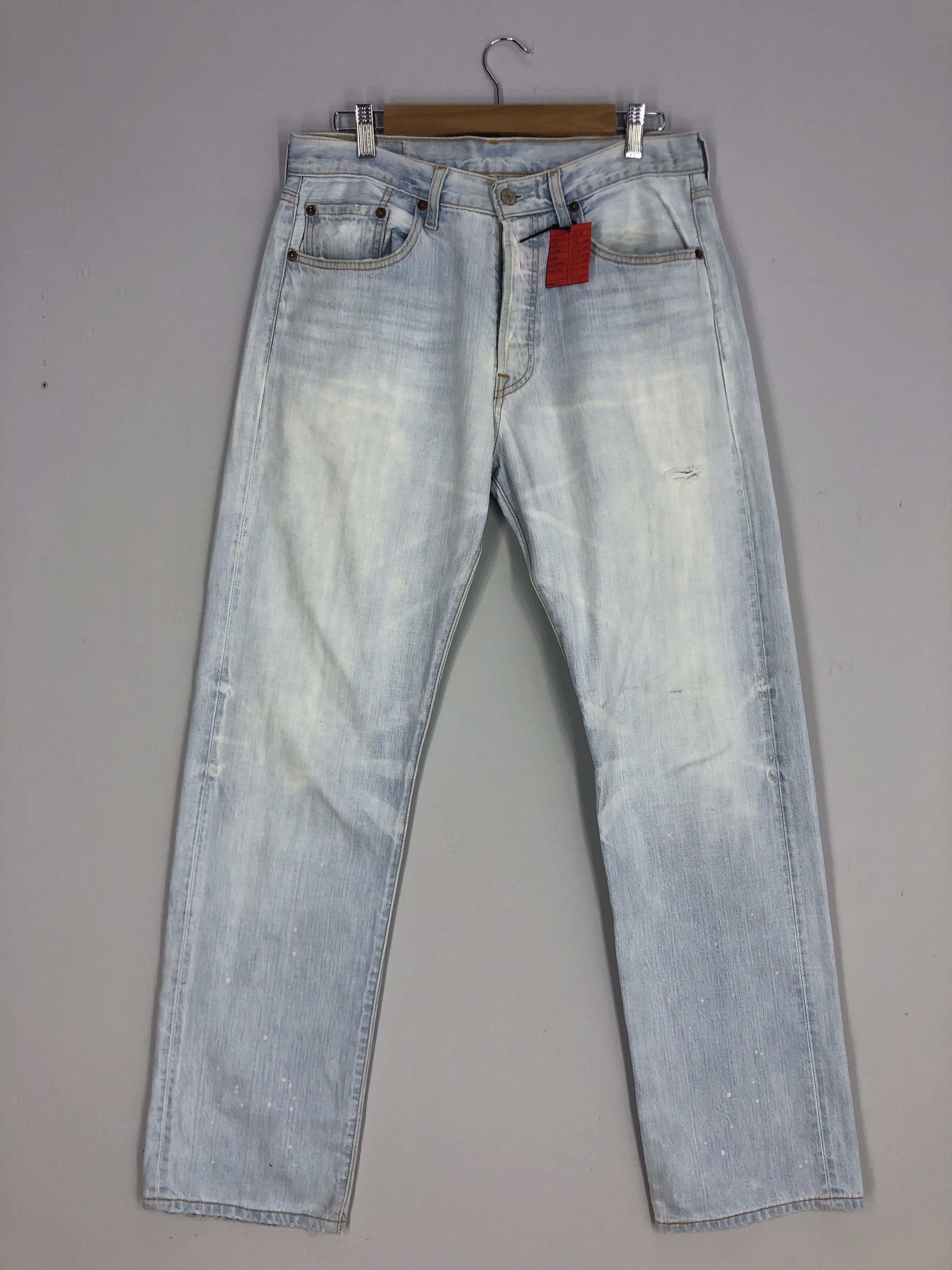 Levi's 501 Light Blue Stone Washed Jean Ripped Denim