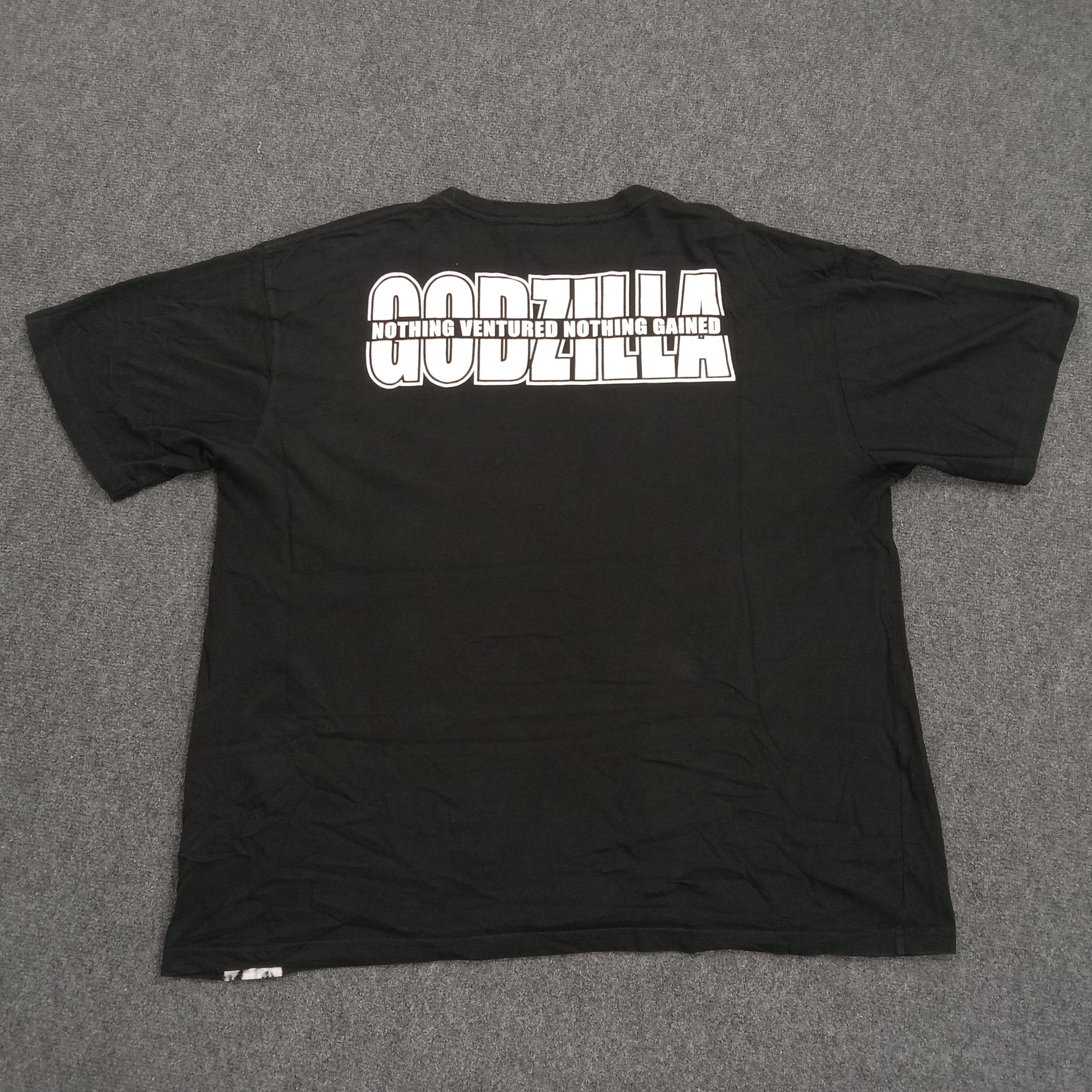 Japanese Brand × Vintage Godzilla Japanese Science Fiction Movie Vintage T-shirt Size US XXL / EU 58 / 5 - 2 Thumbnail