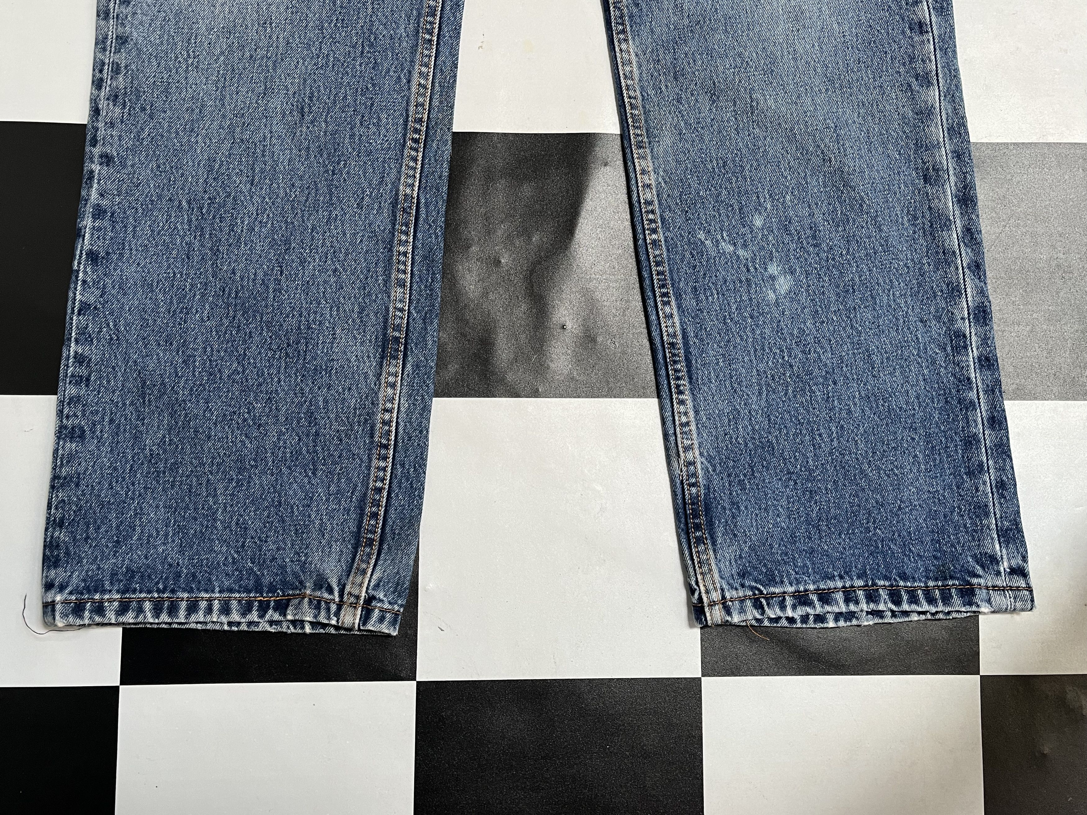 Levi's Vintage Levis 505 Distressed Jeans L273 Size US 37 - 6 Thumbnail