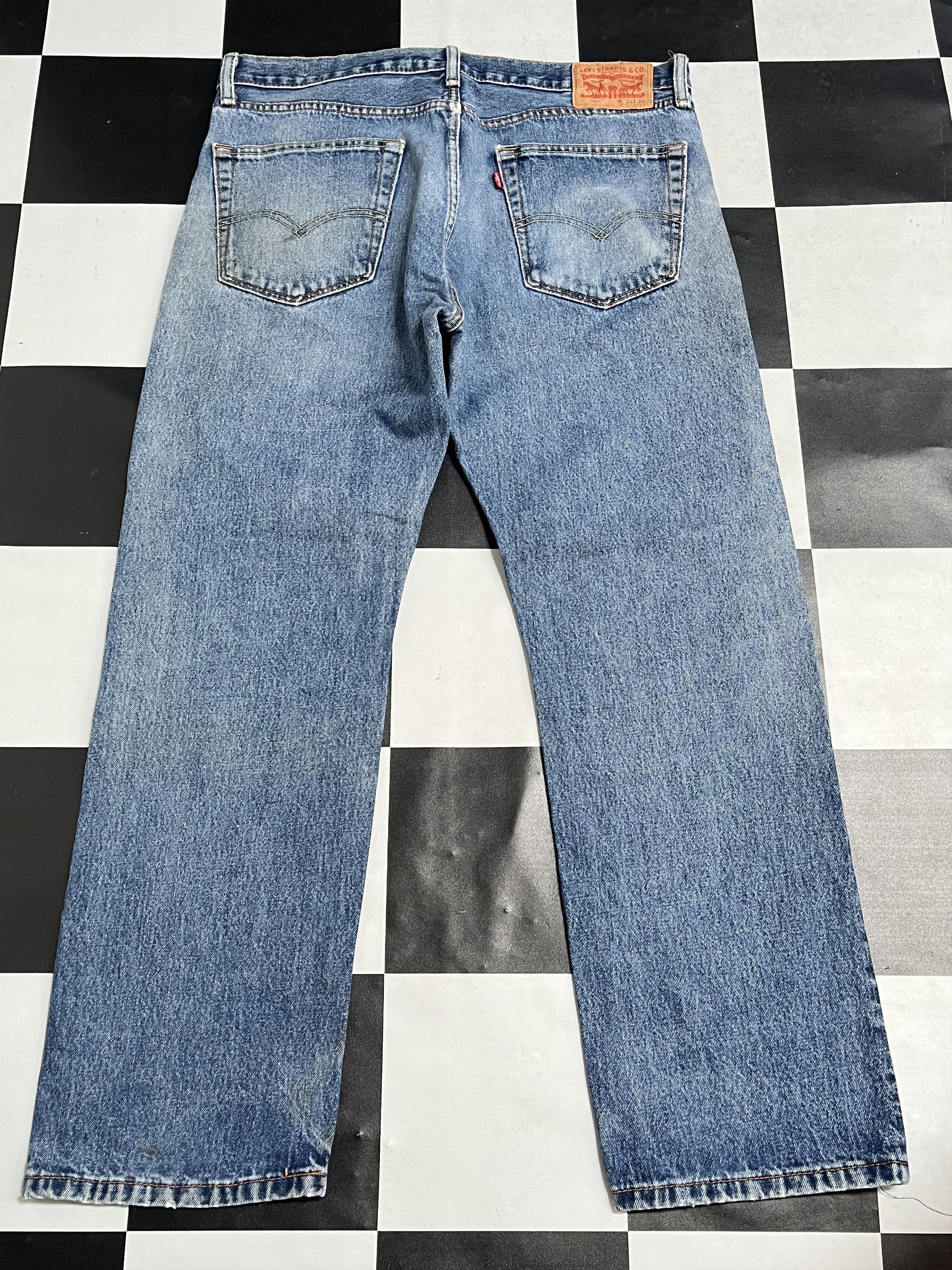 Levi's Vintage Levis 505 Distressed Jeans L273 Size US 37 - 2 Thumbnail