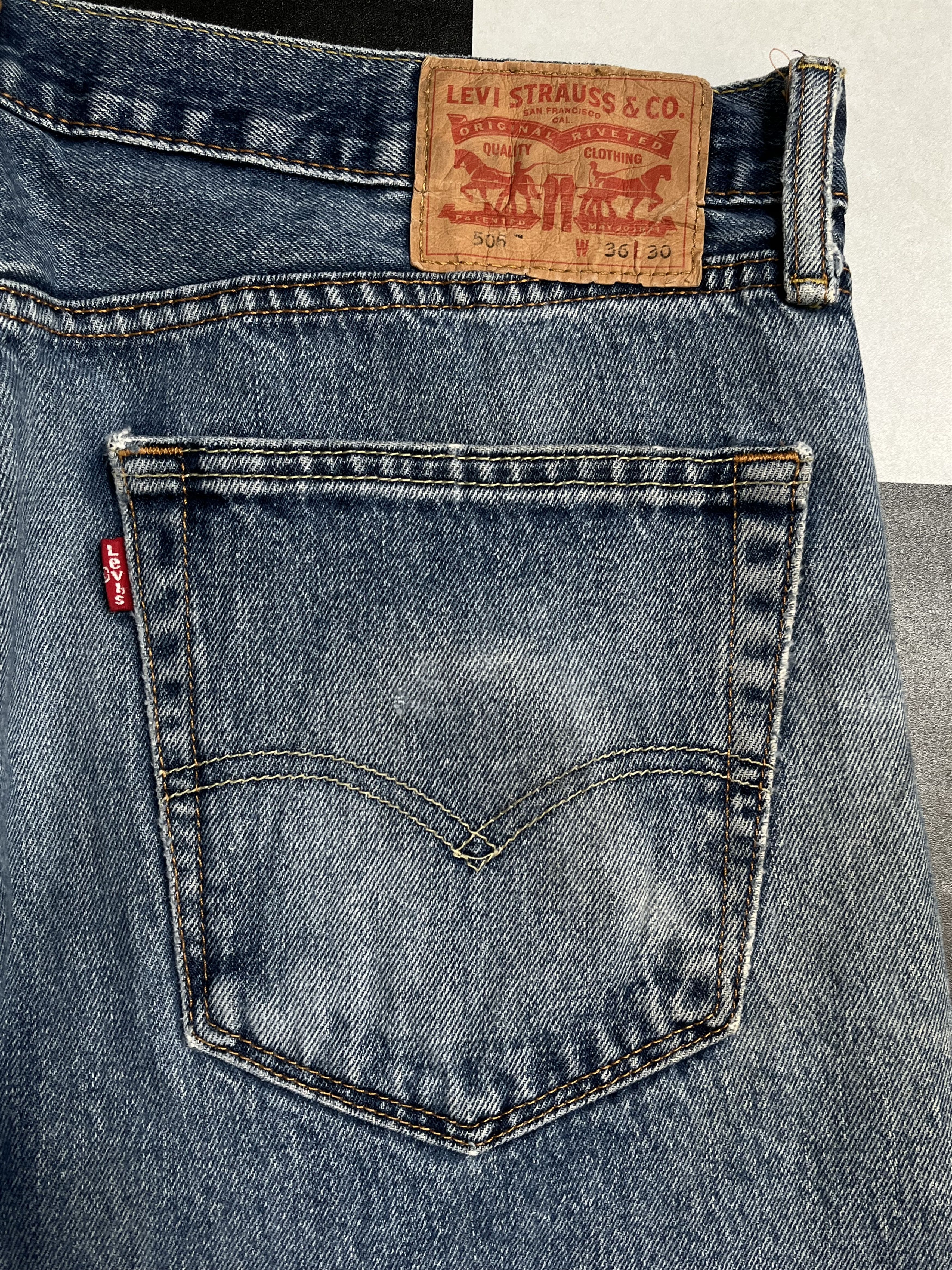 Levi's Vintage Levis 505 Distressed Jeans L273 Size US 37 - 11 Thumbnail