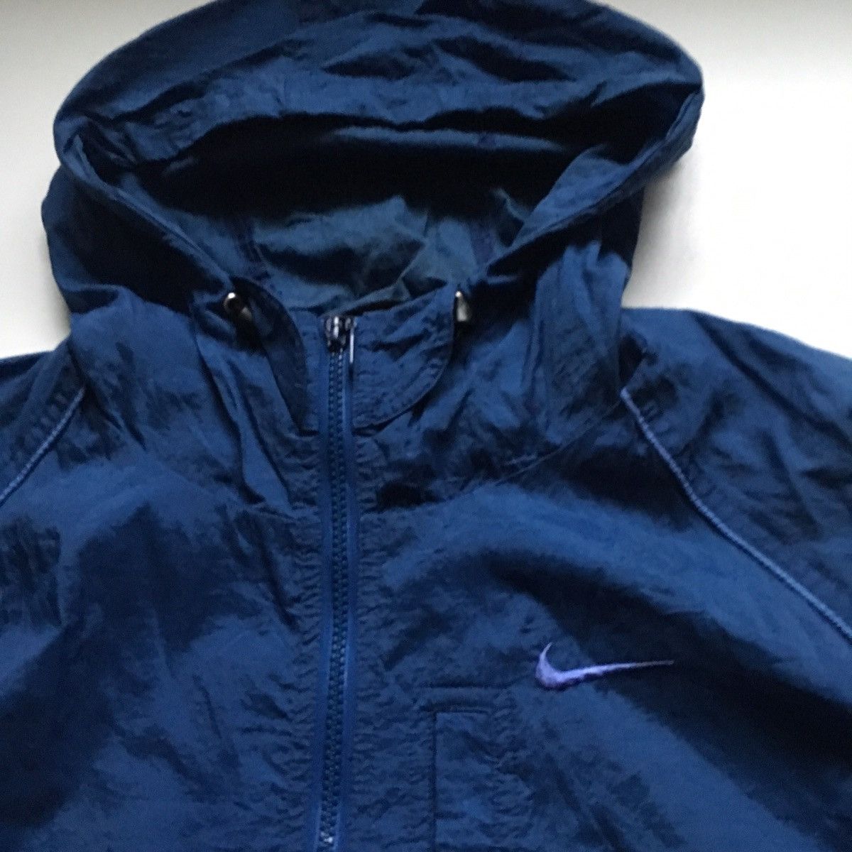 Nike × Vintage Vintage 90s Nike Embroidered Swoosh Windbreaker Jacket Rare Size L / US 10 / IT 46 - 2 Thumbnail