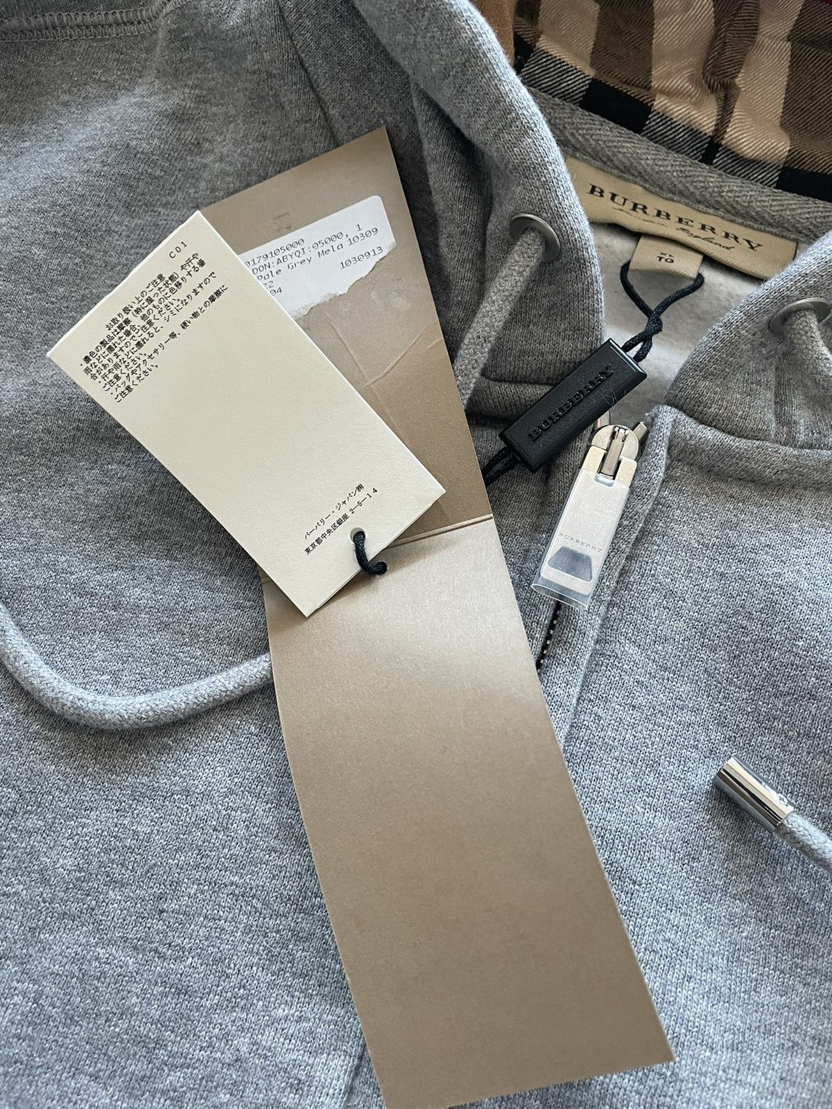 Burberry Super Runway Classic Sold Out Brand NEW Logo Hoodie Jacket Size US M / EU 48-50 / 2 - 21 Thumbnail