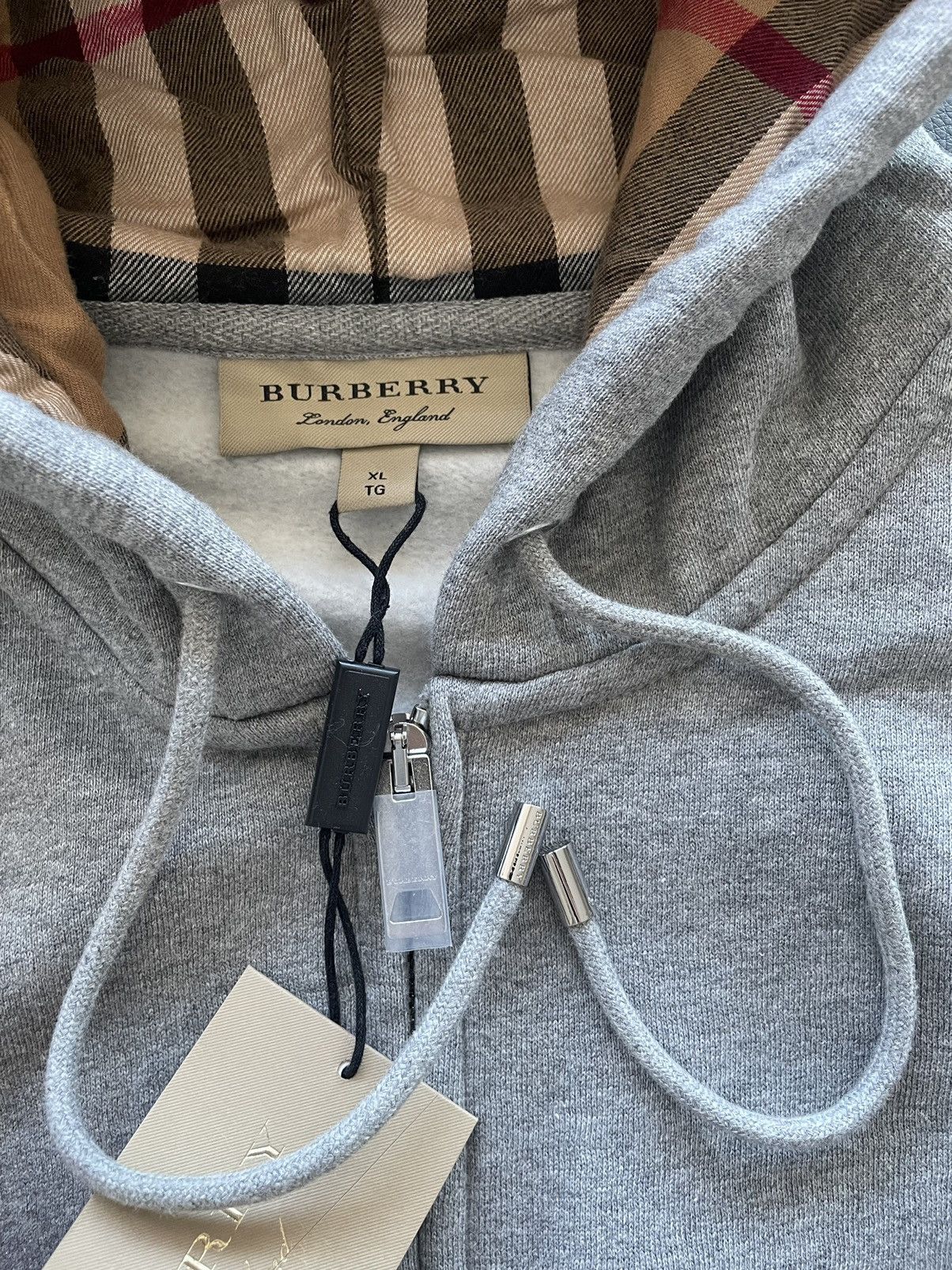 Burberry Super Runway Classic Sold Out Brand NEW Logo Hoodie Jacket Size US M / EU 48-50 / 2 - 22 Thumbnail