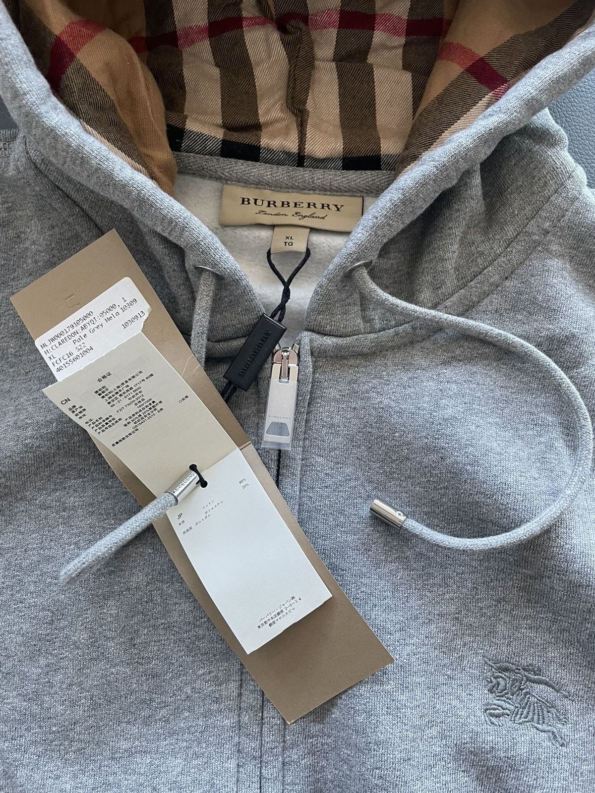 Burberry Super Runway Classic Sold Out Brand NEW Logo Hoodie Jacket Size US M / EU 48-50 / 2 - 6 Thumbnail