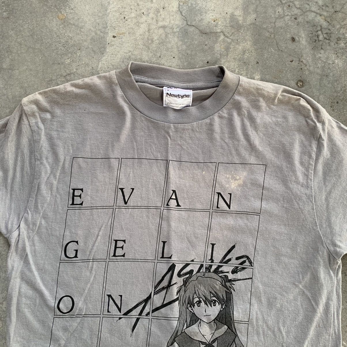 Anime Vintage THRASHED faded Neon Genesis Evangelion Asuka Tshirt Size US S / EU 44-46 / 1 - 2 Thumbnail