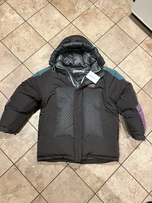 Hooded Ripstop Puffer Jacket