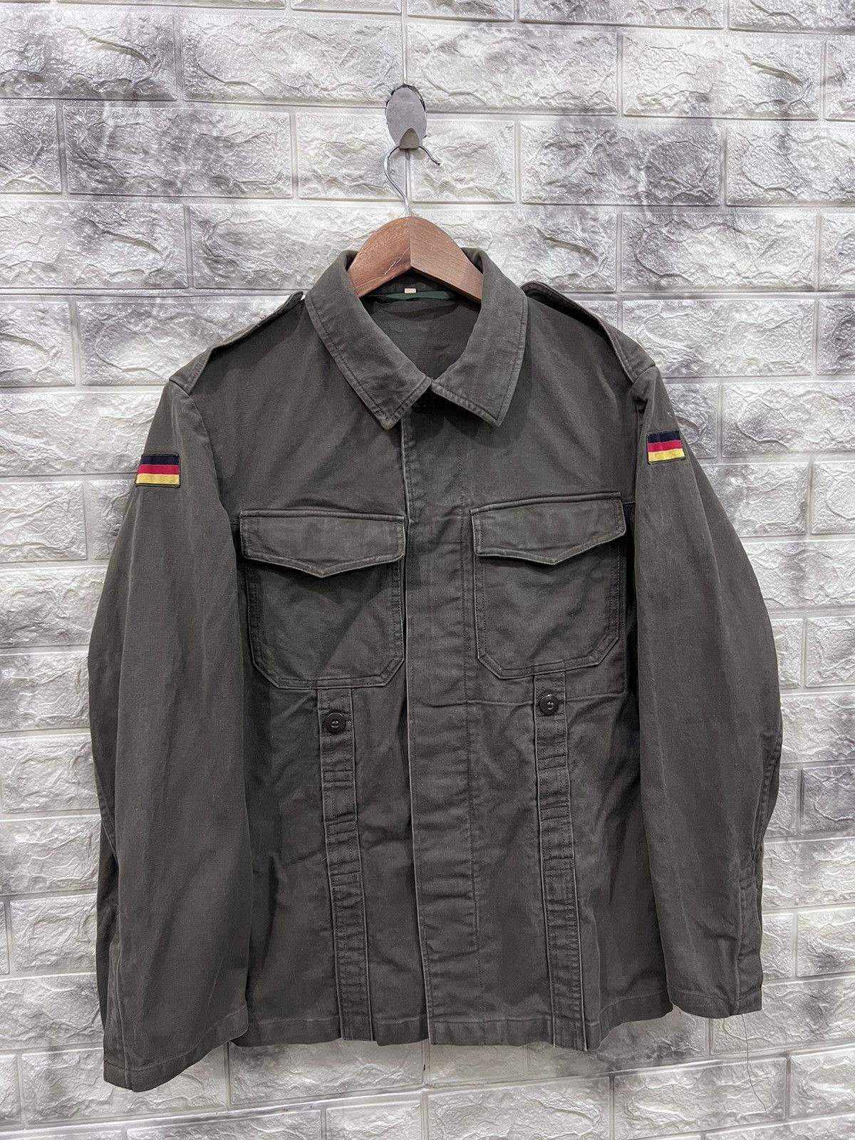 image of German Army Trainers x Military vintage 80’S Germany Military Jacket in Military Green (Size Medium