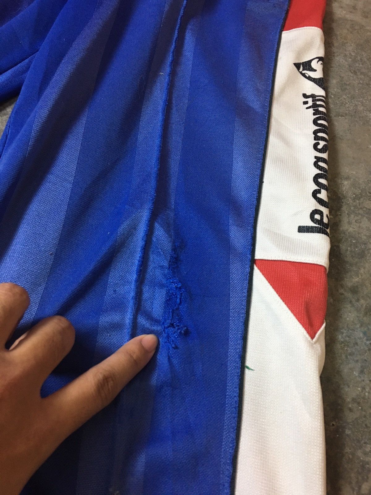 Le Coq Sportif × Vintage Vintage Le Coq Sportif Track Pant Spell Out Size US 30 / EU 46 - 5 Thumbnail