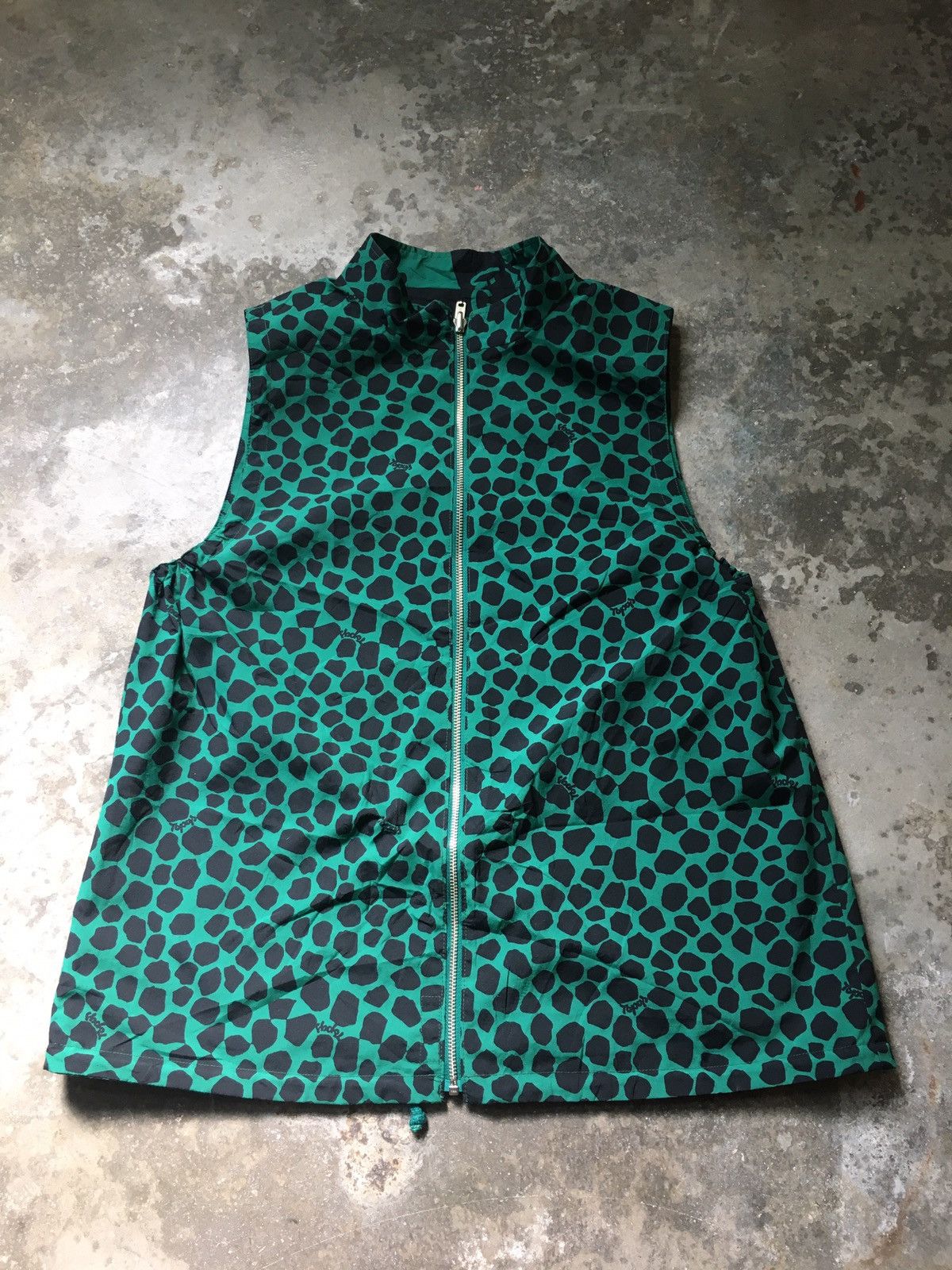 Japanese Brand Topys by Natalies Reversible Vest Art Design Size US M / EU 48-50 / 2 - 8 Thumbnail