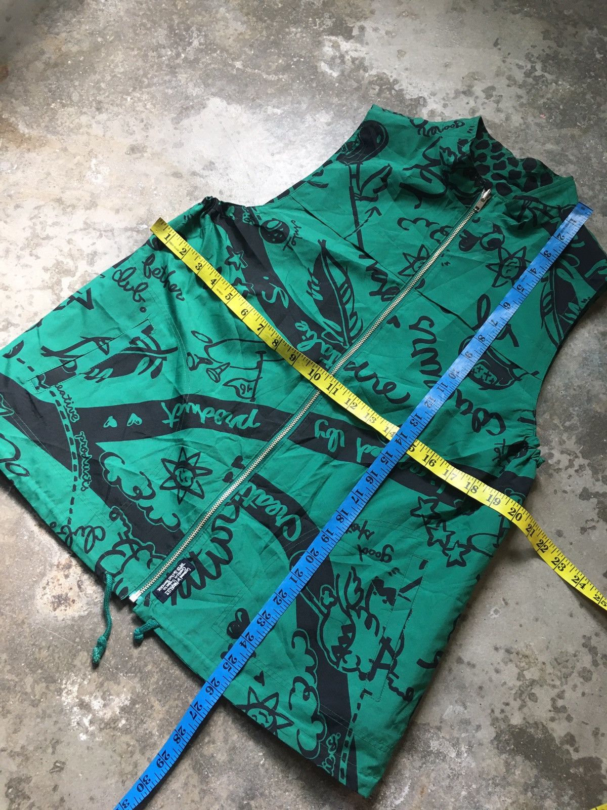 Japanese Brand Topys by Natalies Reversible Vest Art Design Size US M / EU 48-50 / 2 - 11 Thumbnail