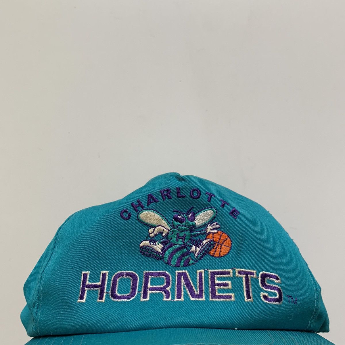 NBA × Vintage Vintage 90s Charlotte Hornets Embroidered NBA Snapback Rare Size ONE SIZE - 2 Thumbnail