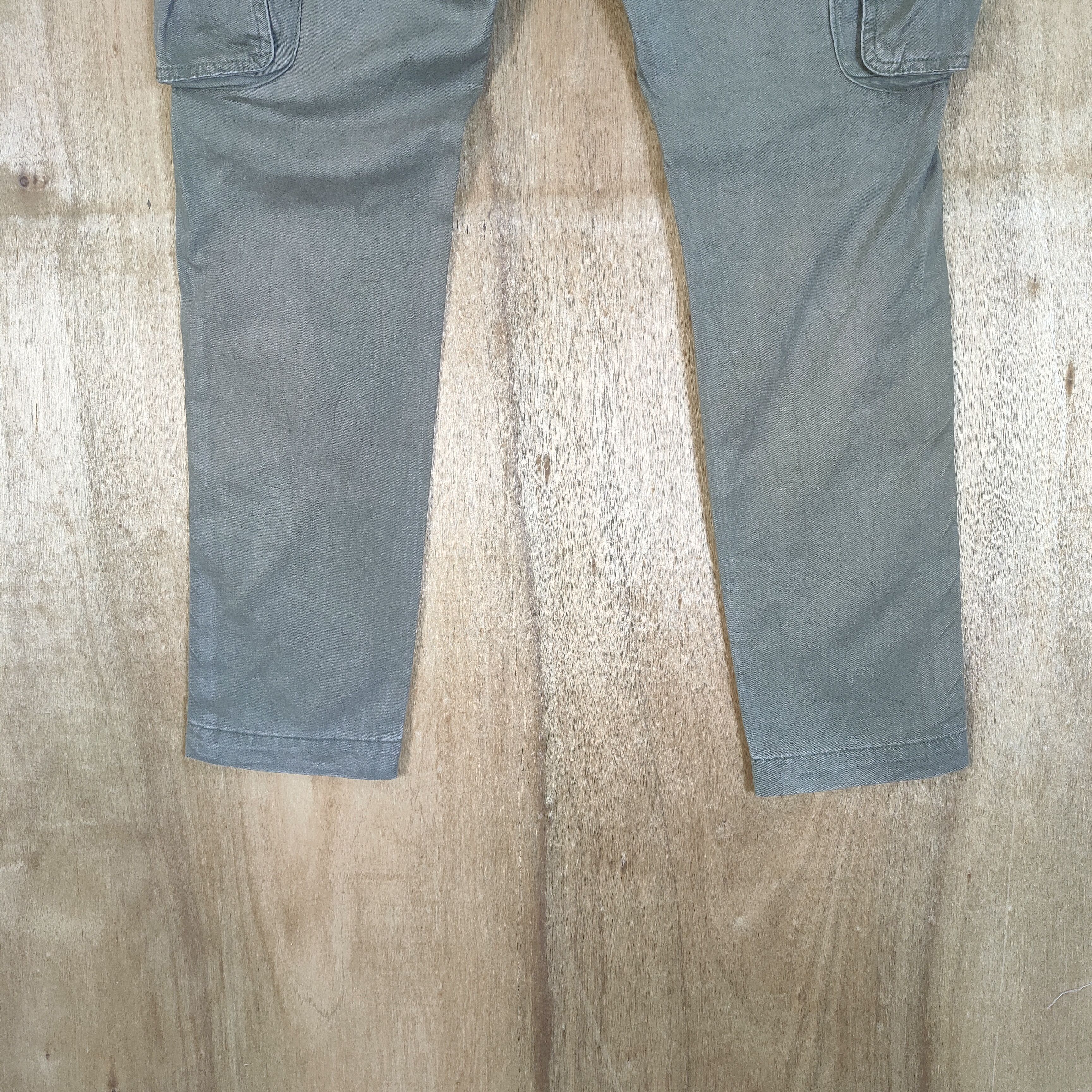Japanese Brand VINTAGE JAPANESE BUTTON FLY FADED CARGO PANTS Size US 32 / EU 48 - 8 Thumbnail