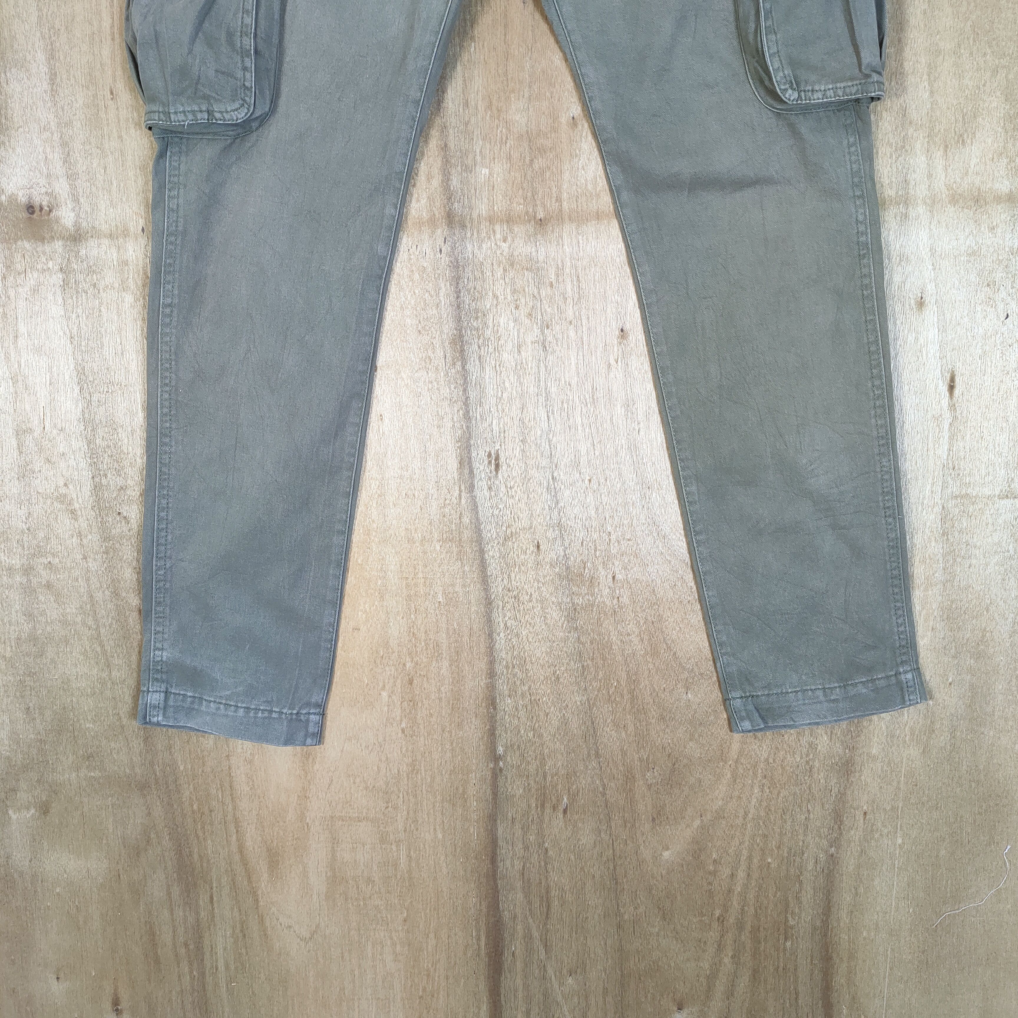 Japanese Brand VINTAGE JAPANESE BUTTON FLY FADED CARGO PANTS Size US 32 / EU 48 - 3 Thumbnail