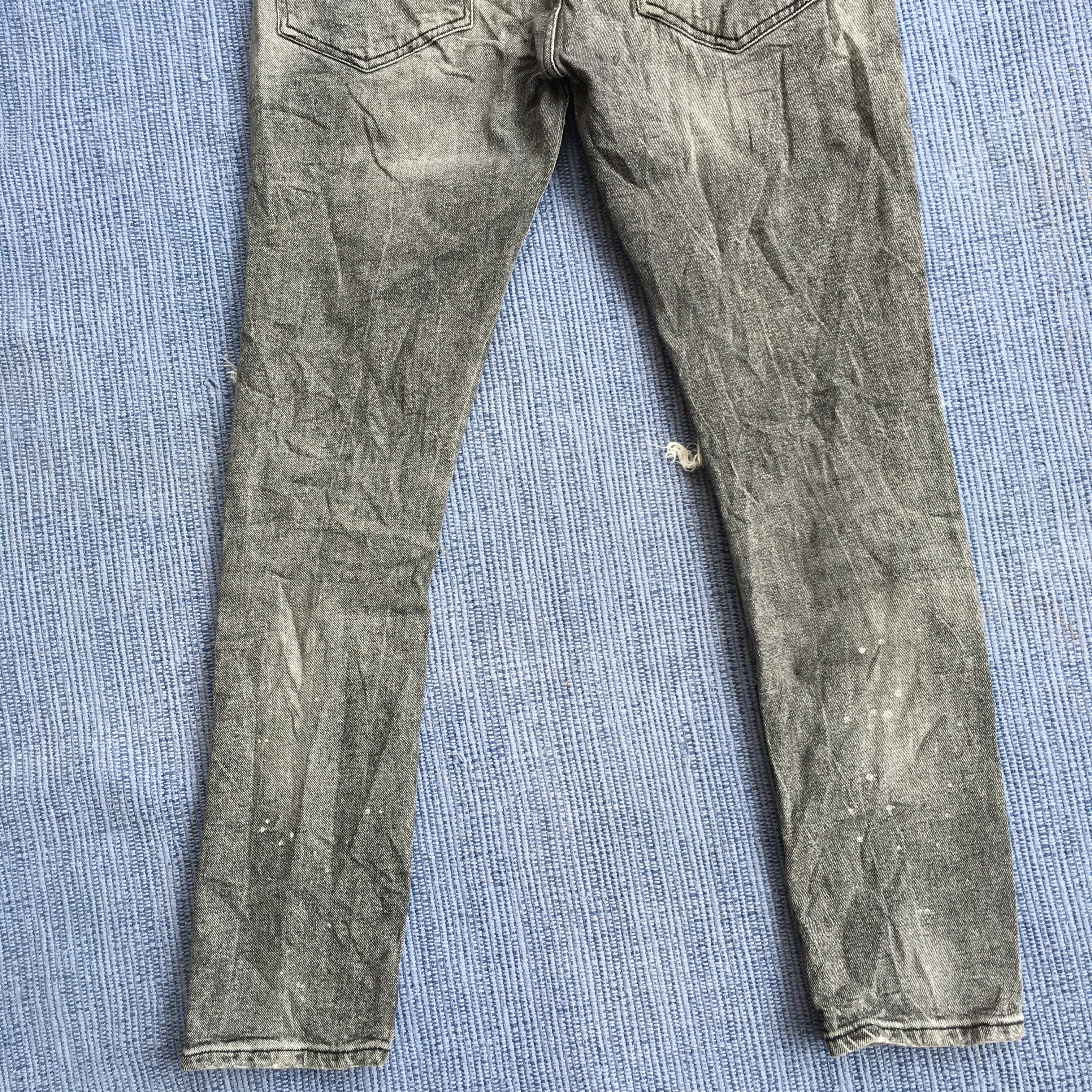 H&M distressed skinny Size US 33 - 7 Thumbnail