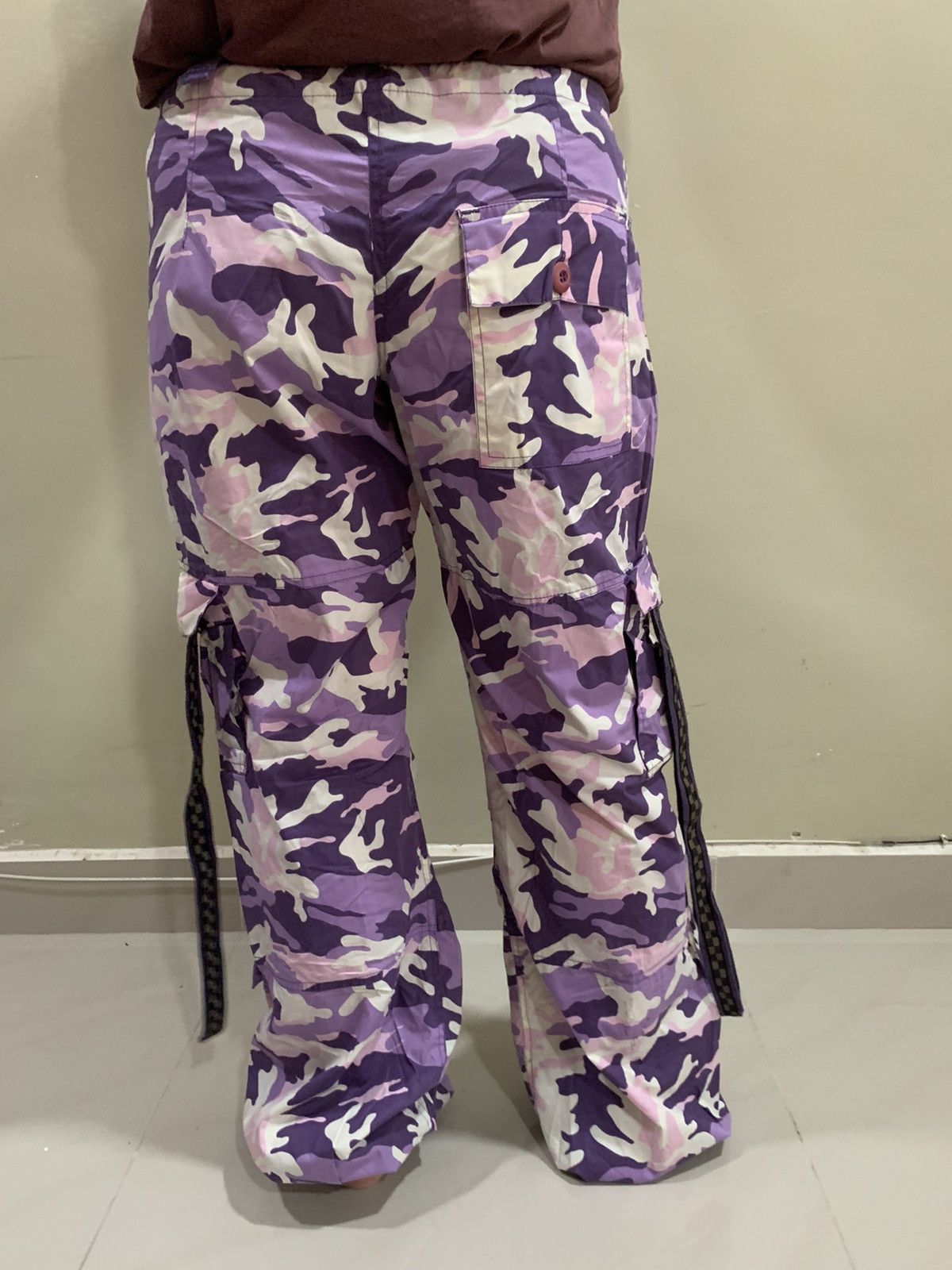 Japanese Brand UFO Parachute wide pants purple camo Size 32" / US 10 / IT 46 - 16 Thumbnail