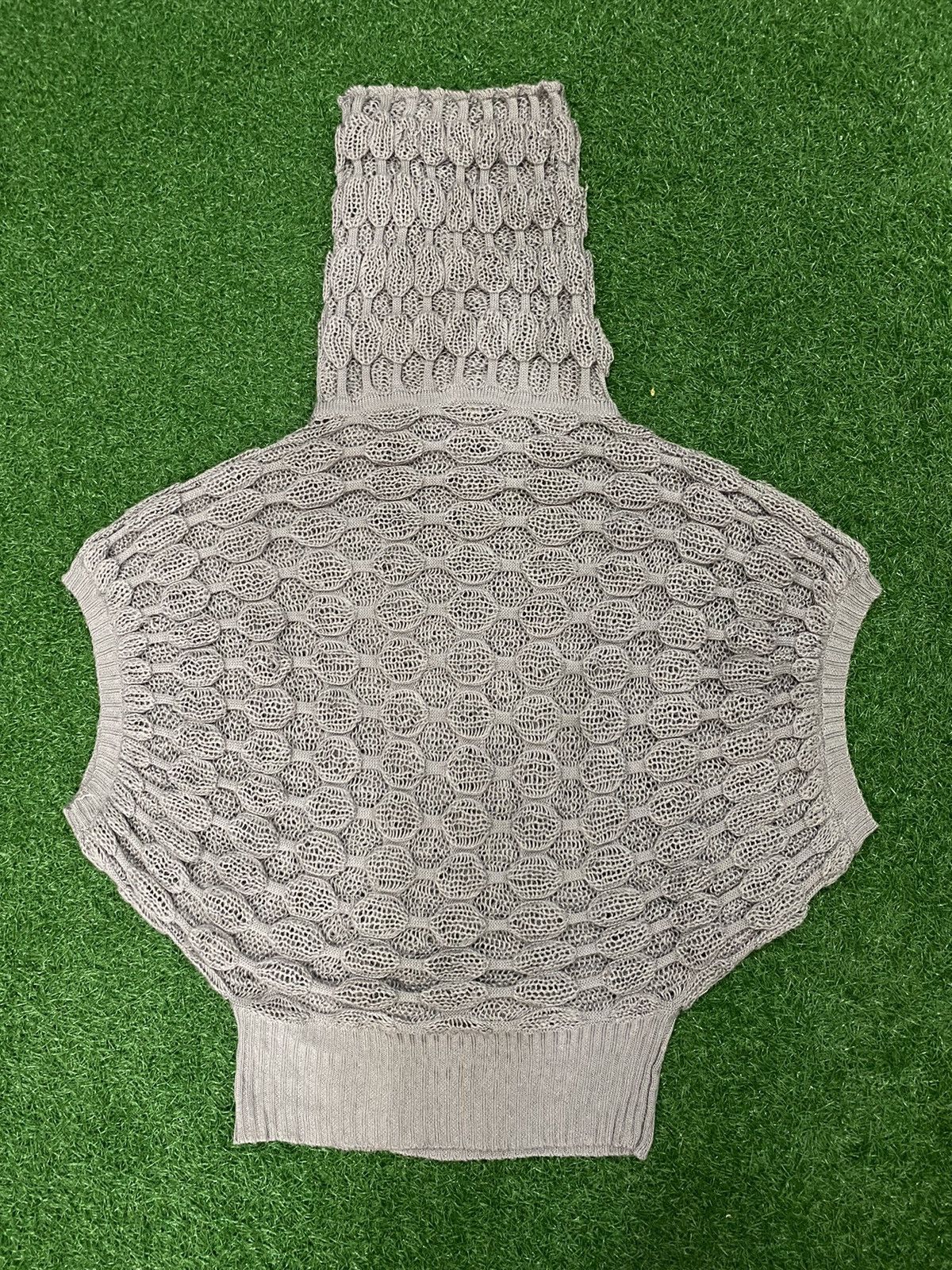 Forever 21 Forever 21 highneck knitwear Size US M / EU 48-50 / 2 - 5 Thumbnail