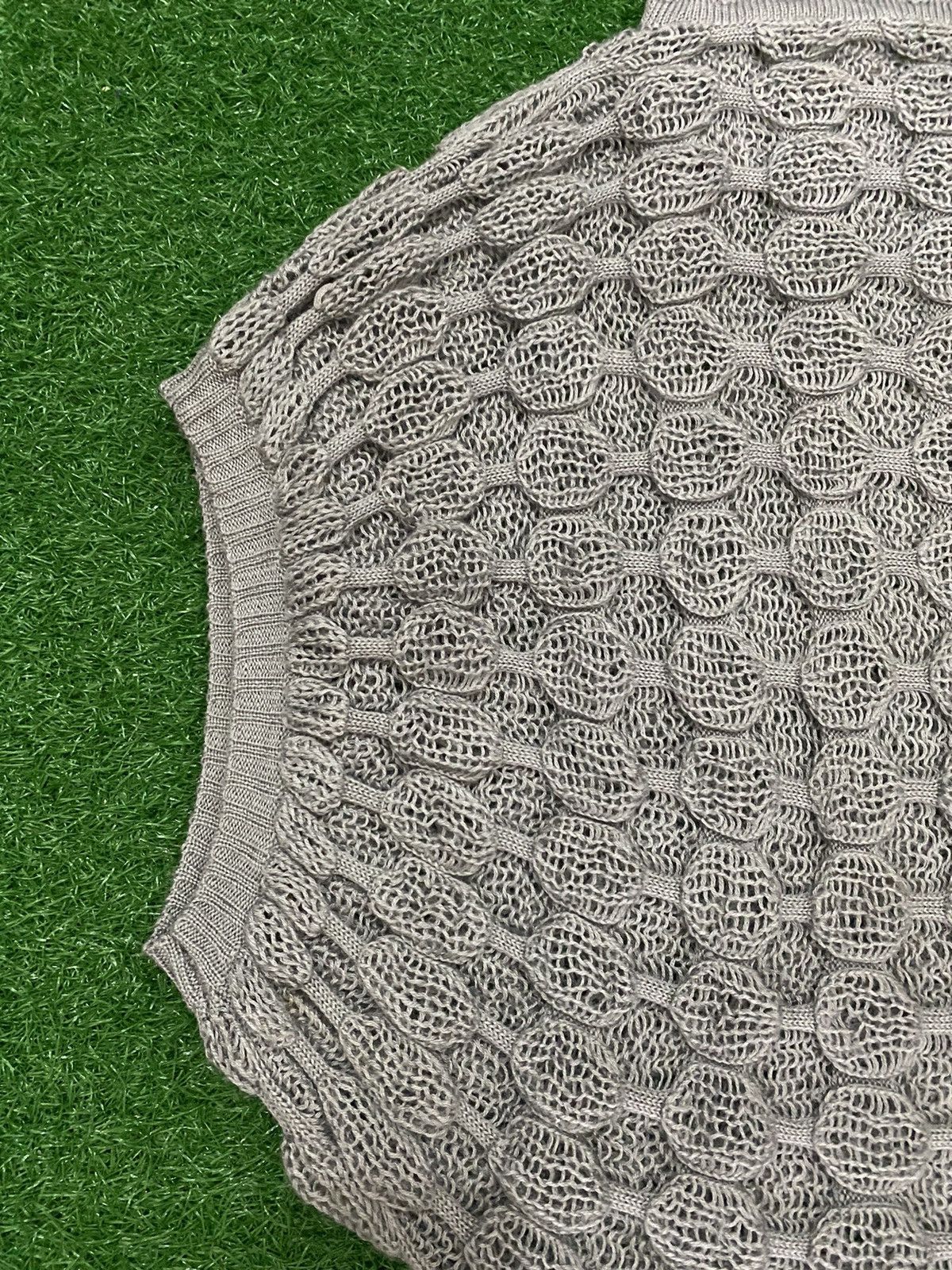 Forever 21 Forever 21 highneck knitwear Size US M / EU 48-50 / 2 - 9 Thumbnail