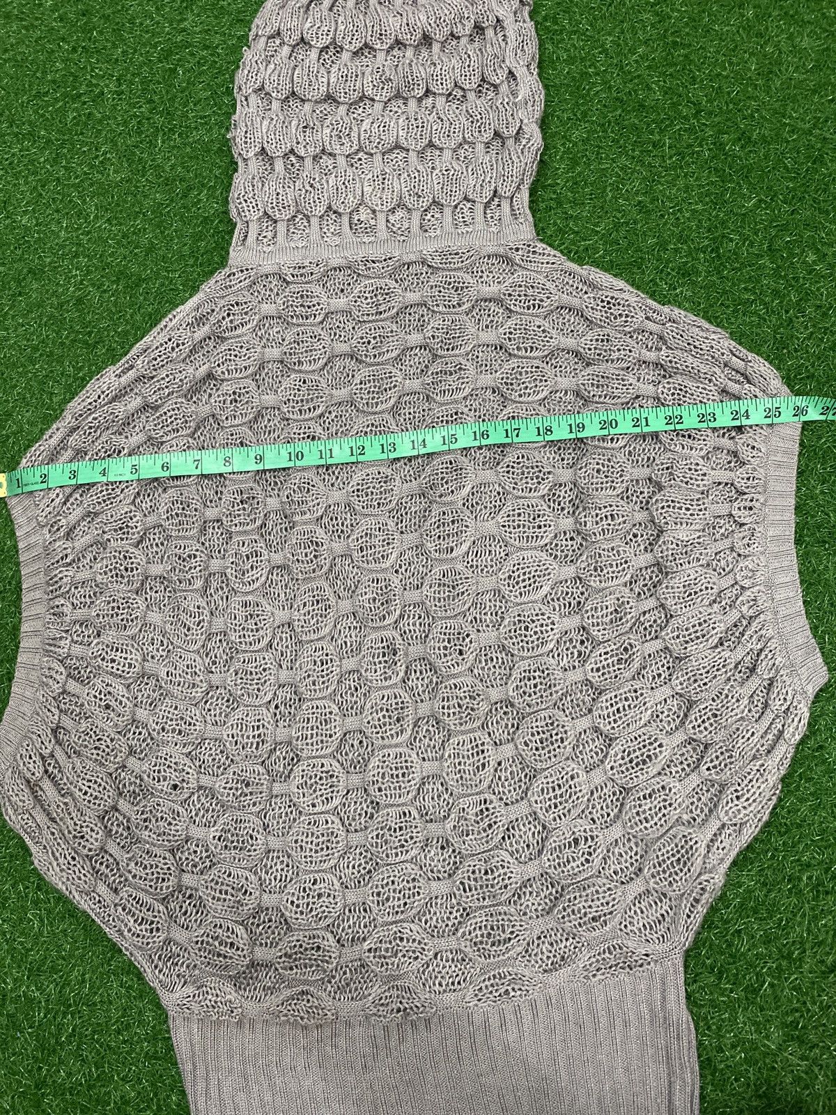 Forever 21 Forever 21 highneck knitwear Size US M / EU 48-50 / 2 - 10 Thumbnail