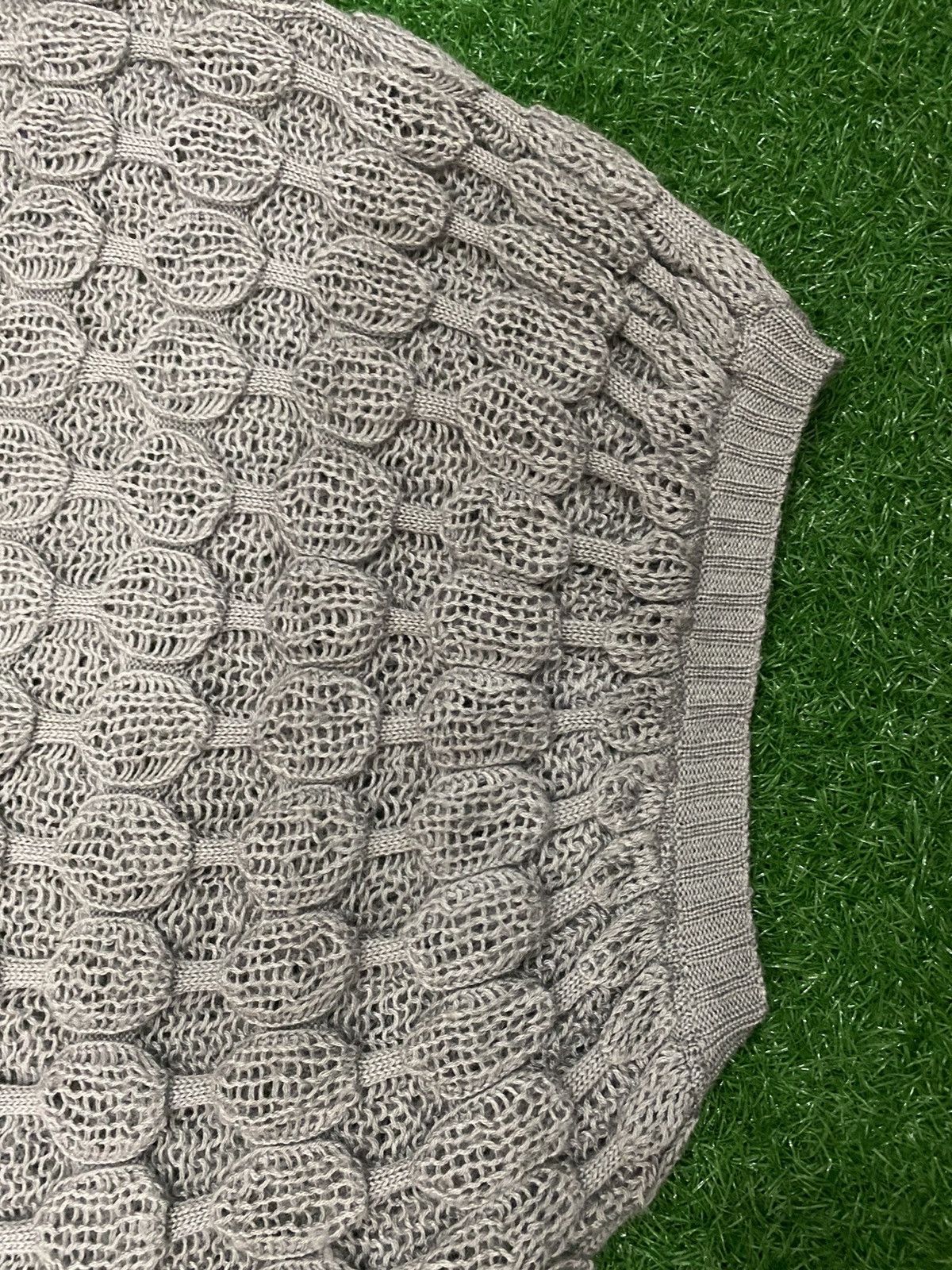 Forever 21 Forever 21 highneck knitwear Size US M / EU 48-50 / 2 - 8 Thumbnail