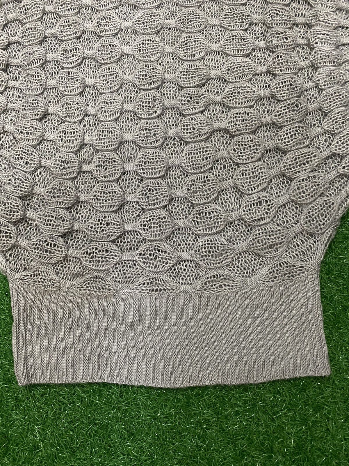 Forever 21 Forever 21 highneck knitwear Size US M / EU 48-50 / 2 - 7 Thumbnail