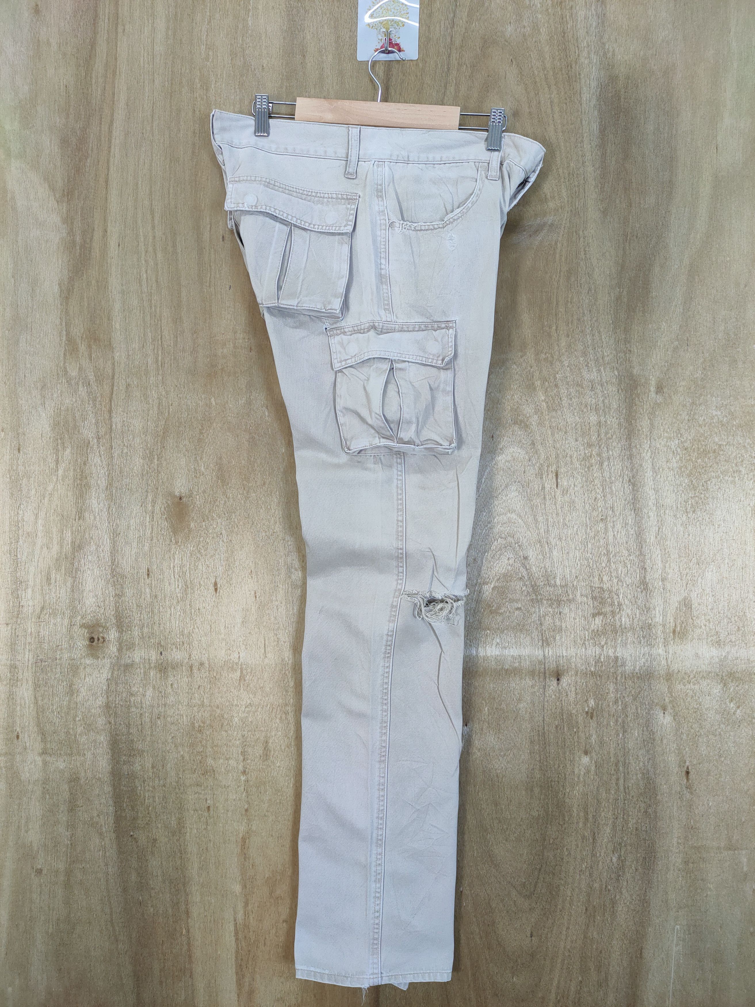 Japanese Brand VINTAGE DISTRESSED KNEE FADED CARGO PANTS Size US 32 / EU 48 - 9 Thumbnail