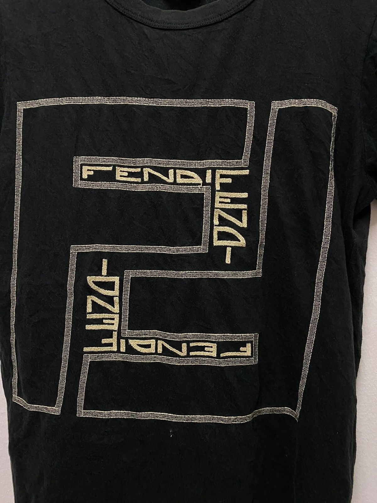 Designer × Fendi FENDI EMBROIDERY SPELL OUT SHORT SLEEVE Size S / US 4 / IT 40 - 3 Thumbnail