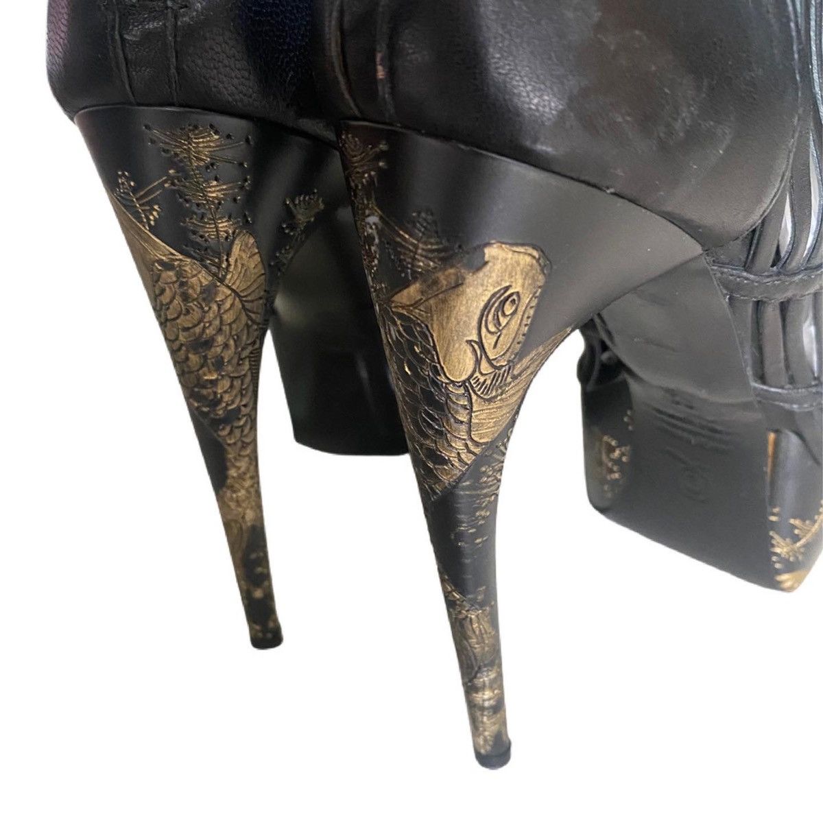 image of Alexander Mcqueen 2010 Koi Fish Heel Shoes in Black, Women's (Size 8)