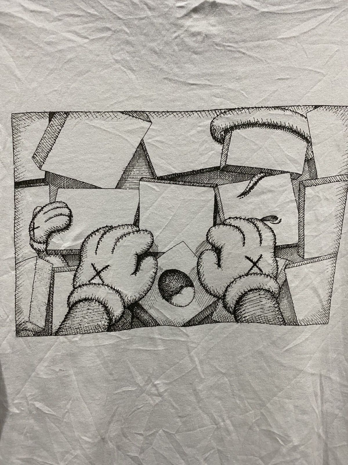 Kaws × Uniqlo Uniqlo X Kaws Tee Size US XL / EU 56 / 4 - 4 Thumbnail