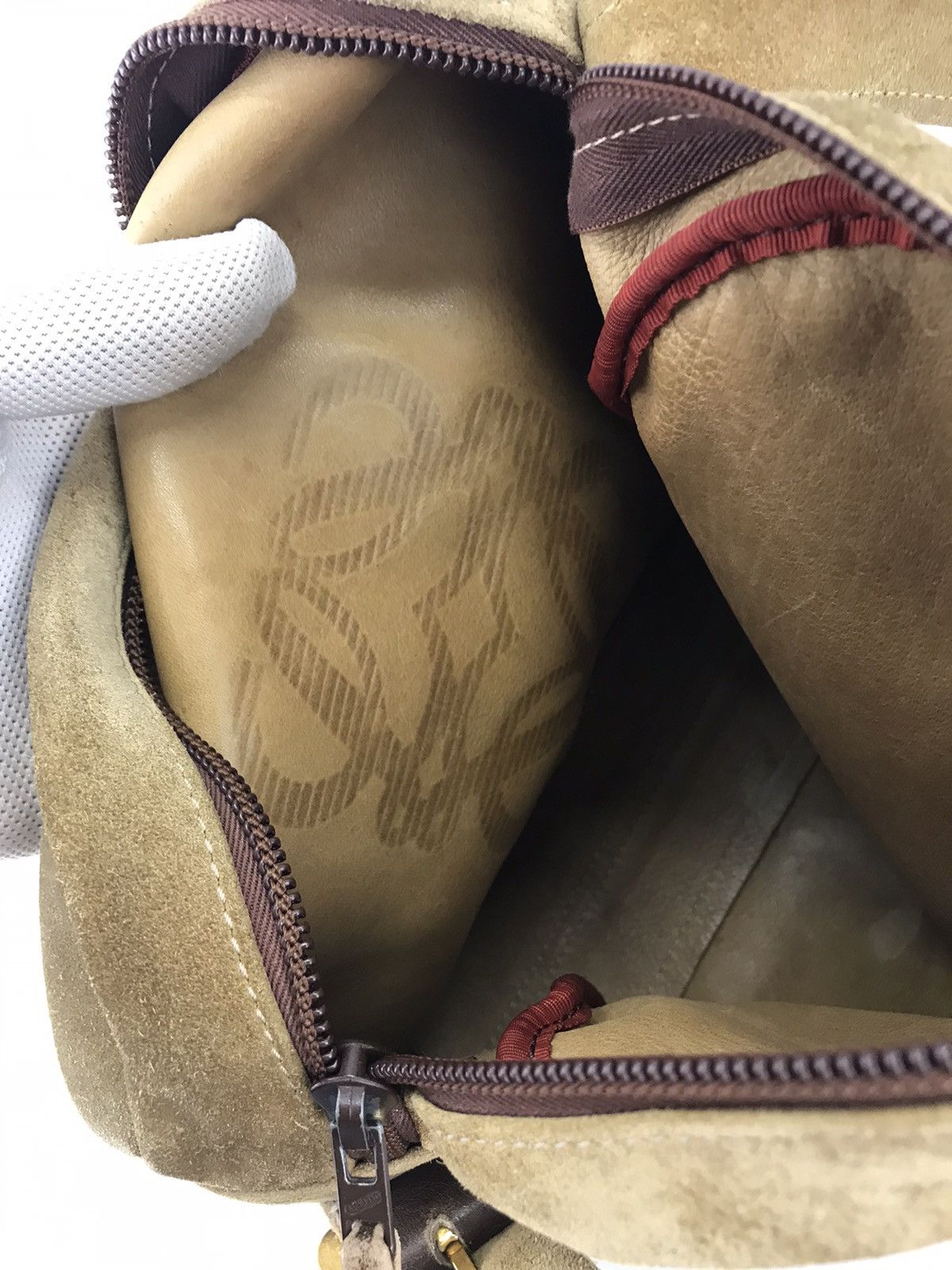 Loewe ❌Last Drop❌ 🔥hot 🔥Vintage Loewe Suede Leather Shoulderbag Size ONE SIZE - 22 Thumbnail