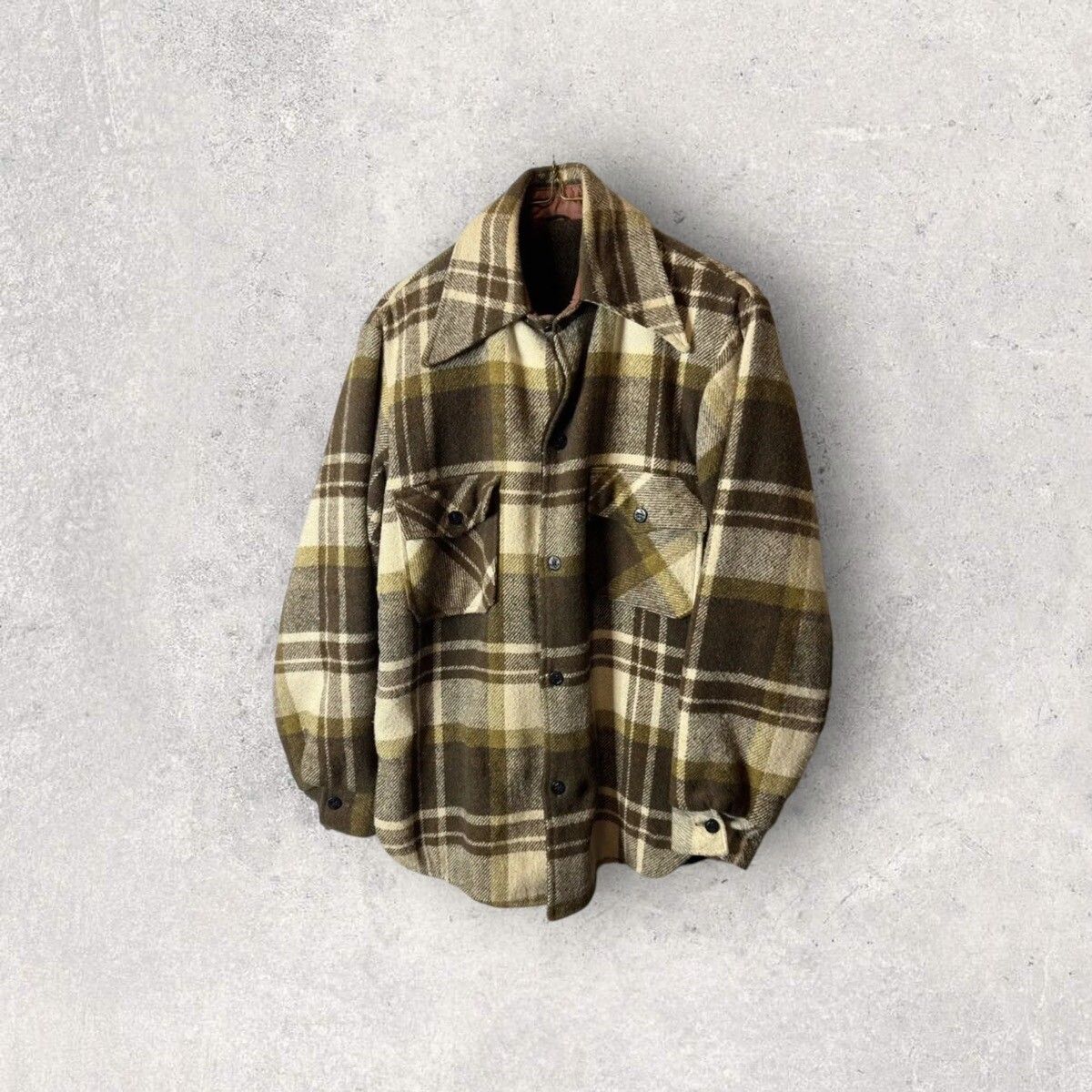 Vintage Vintage 1950s Heavy flannel jacket lined Buffalo plaid