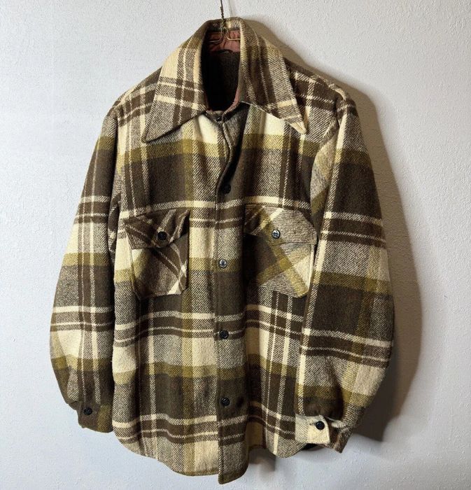 Vintage Vintage 1950s Heavy flannel jacket lined Buffalo plaid