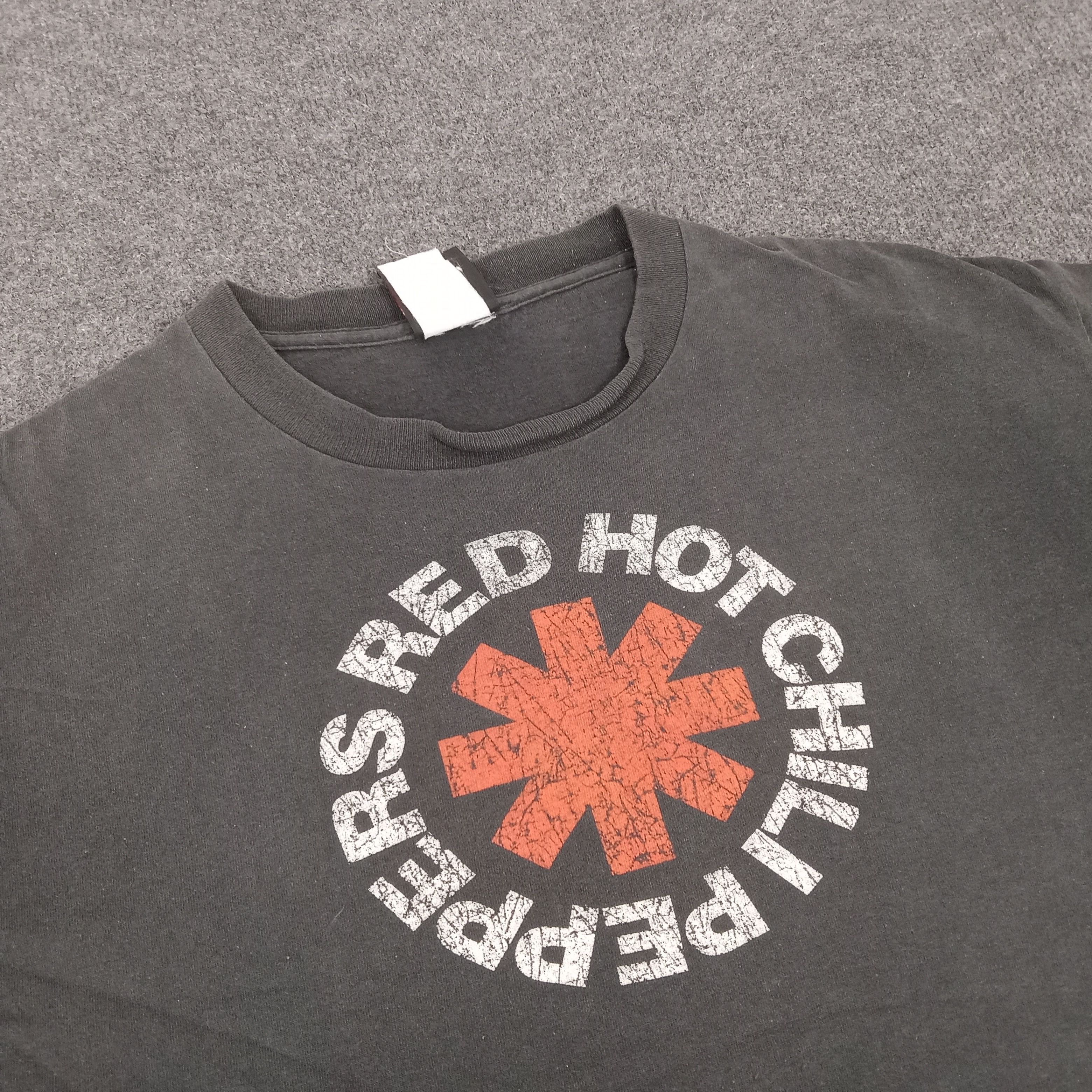 Band Tees × Vintage Red Hot Chili Peppers Rock Band Tshirt Size US L / EU 52-54 / 3 - 2 Thumbnail