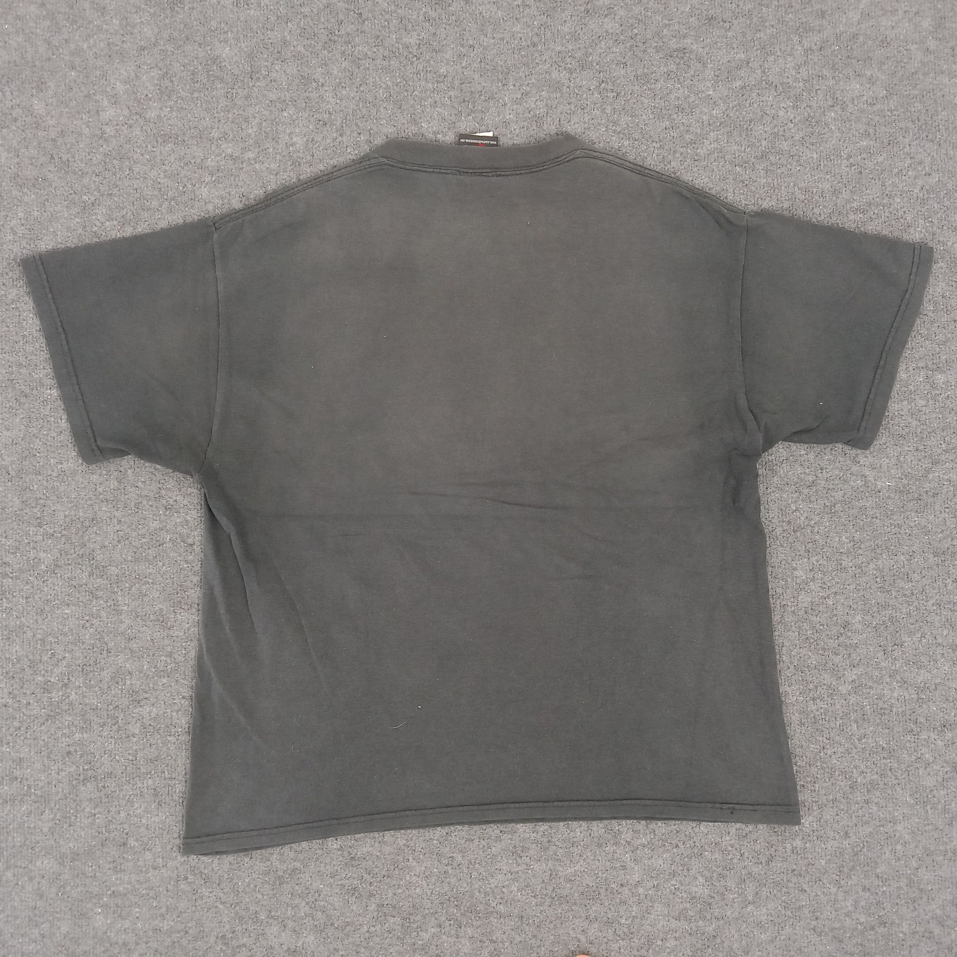 Band Tees × Vintage Red Hot Chili Peppers Rock Band Tshirt Size US L / EU 52-54 / 3 - 3 Thumbnail